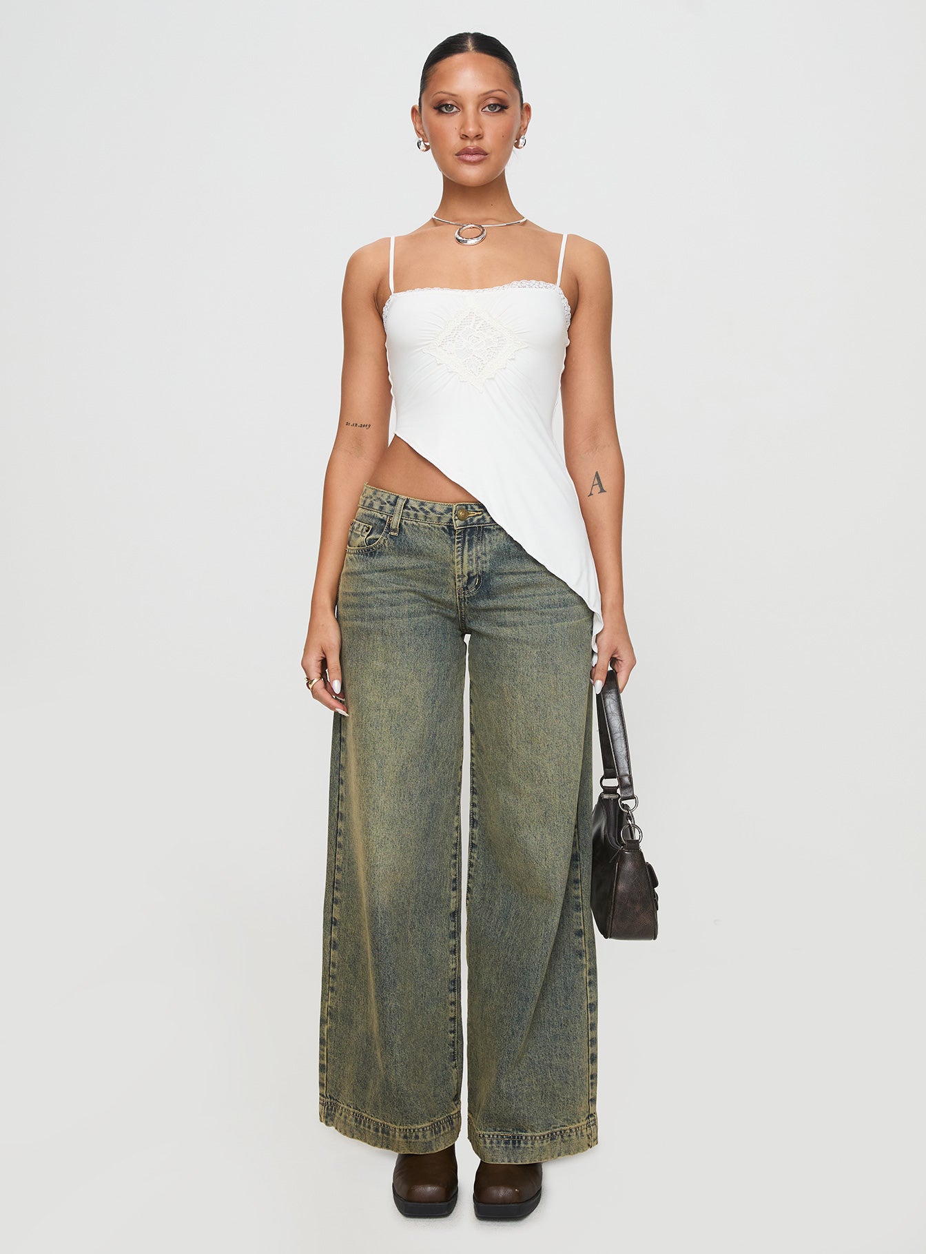 Amabella Asymmetric Top White、mySite、solidvoid