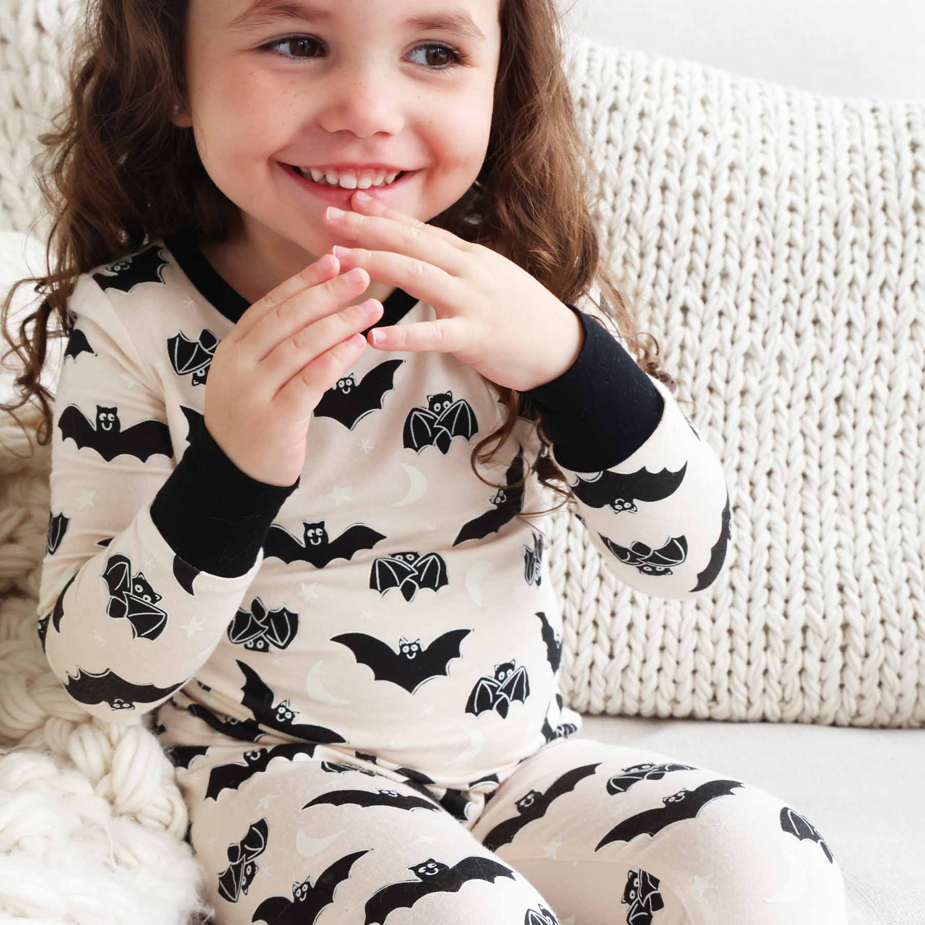  Scaredy Bats Two Piece Pajama Set、mySite、layawaytickets