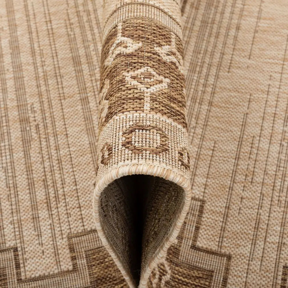 Mani Oriental Medallion Indoor Outdoor Brown Flatweave 5'3 x 7'3 Rug、mySite、gigharbornorthrealestate