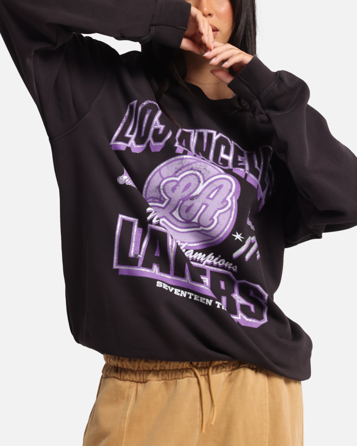Mitchell & Ness Women's Los Angeles Lakers Arch Logo Crewneck Overdyed Black、mySite、zt4zffjzw