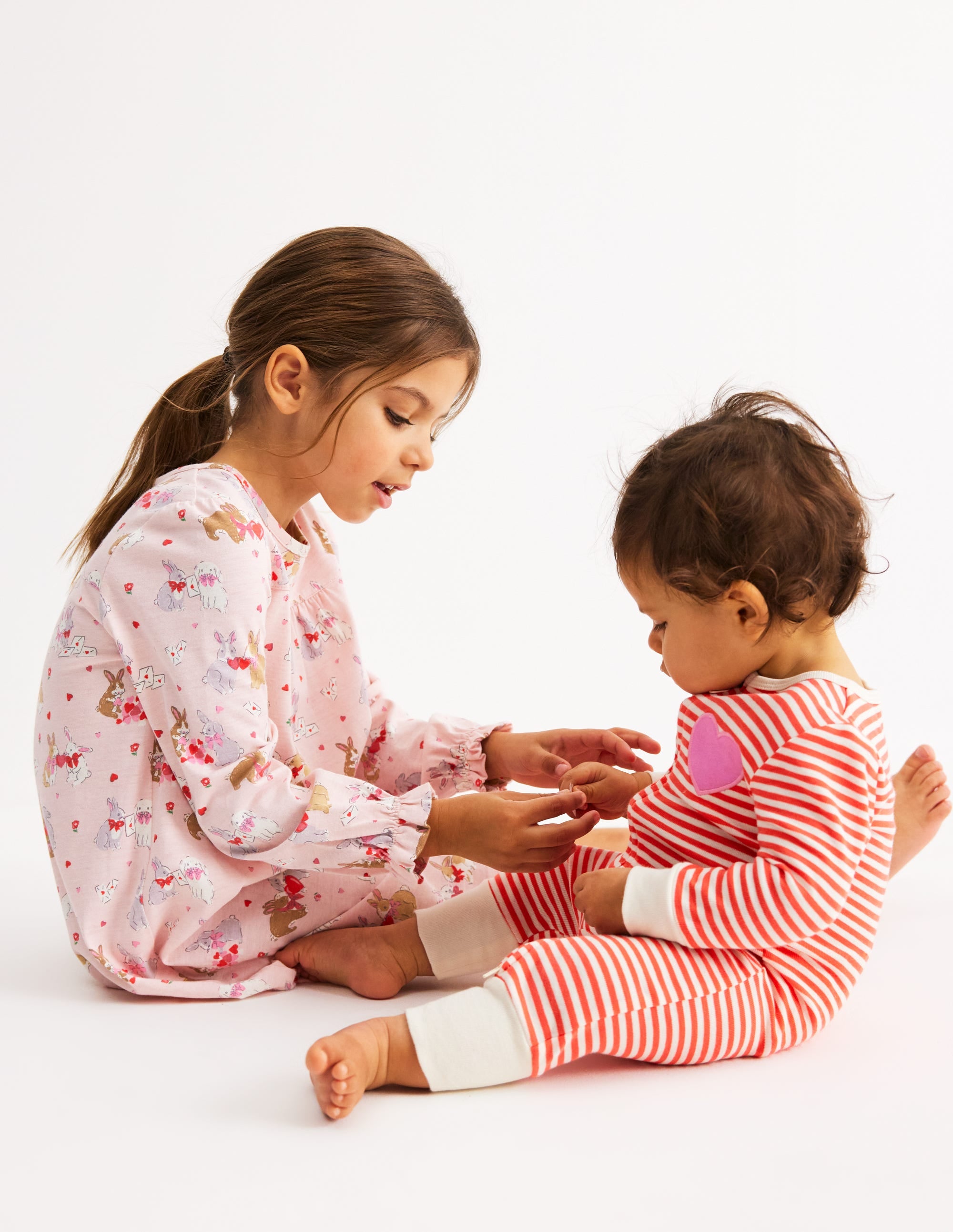  Printed Long-Sleeved Nightie-Chalk Pink Love Bunnies、mySite、ashleygrahame