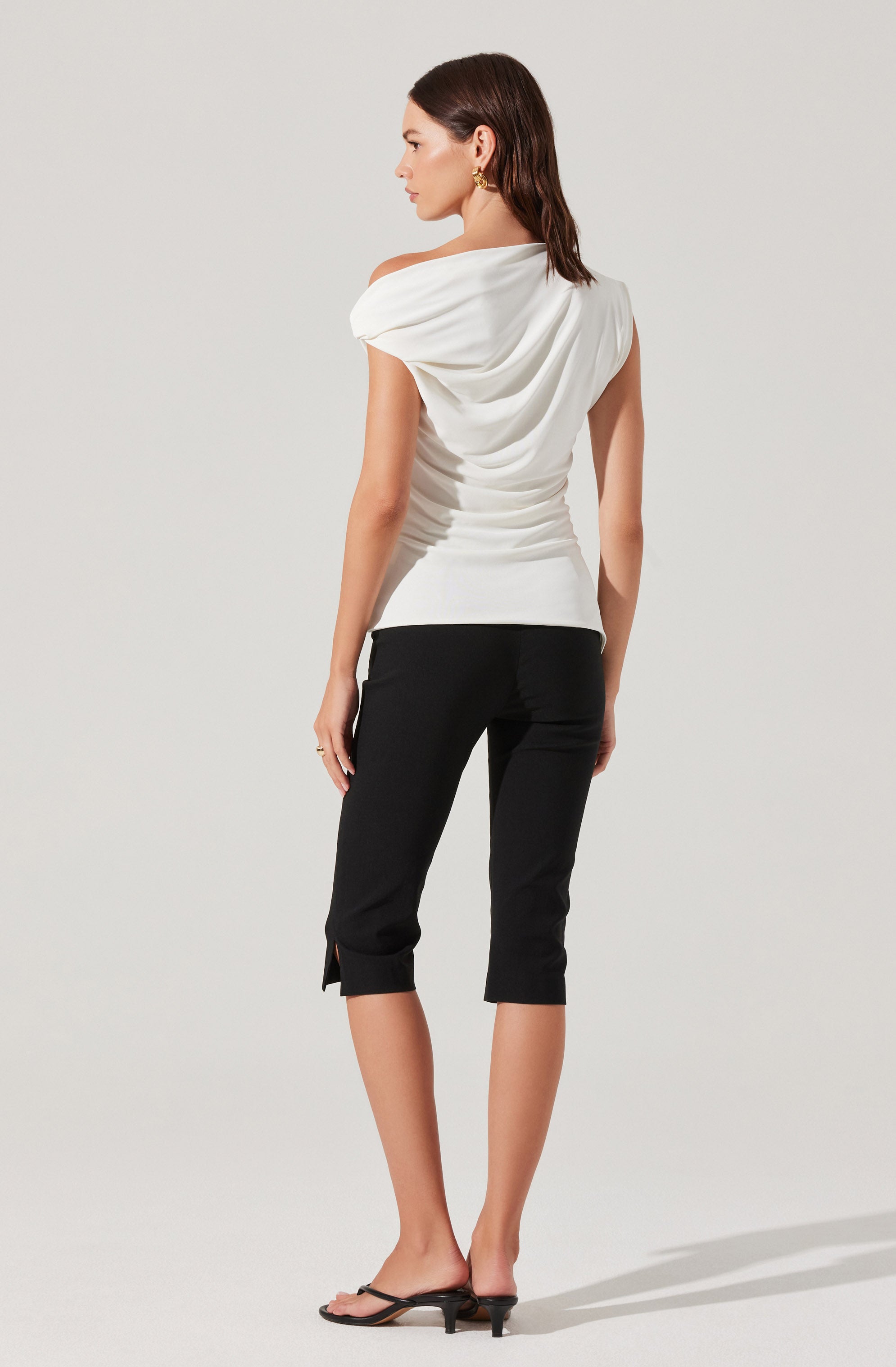 Aphra Twisted Off Shoulder Top、mySite、solidvoid