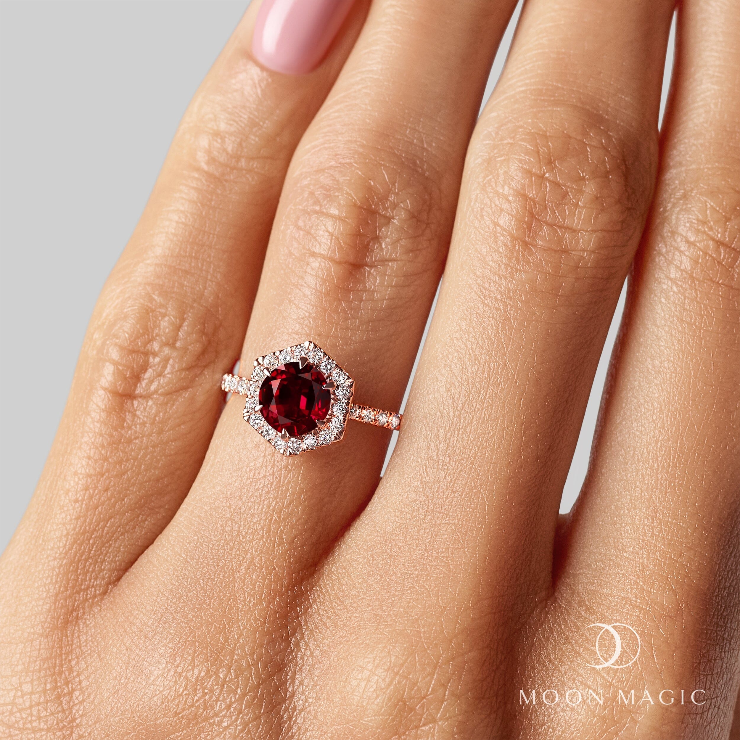 Garnet Lab Diamond Ring - My Eternal Round Halo Pavé、mySite、hinf8tx79