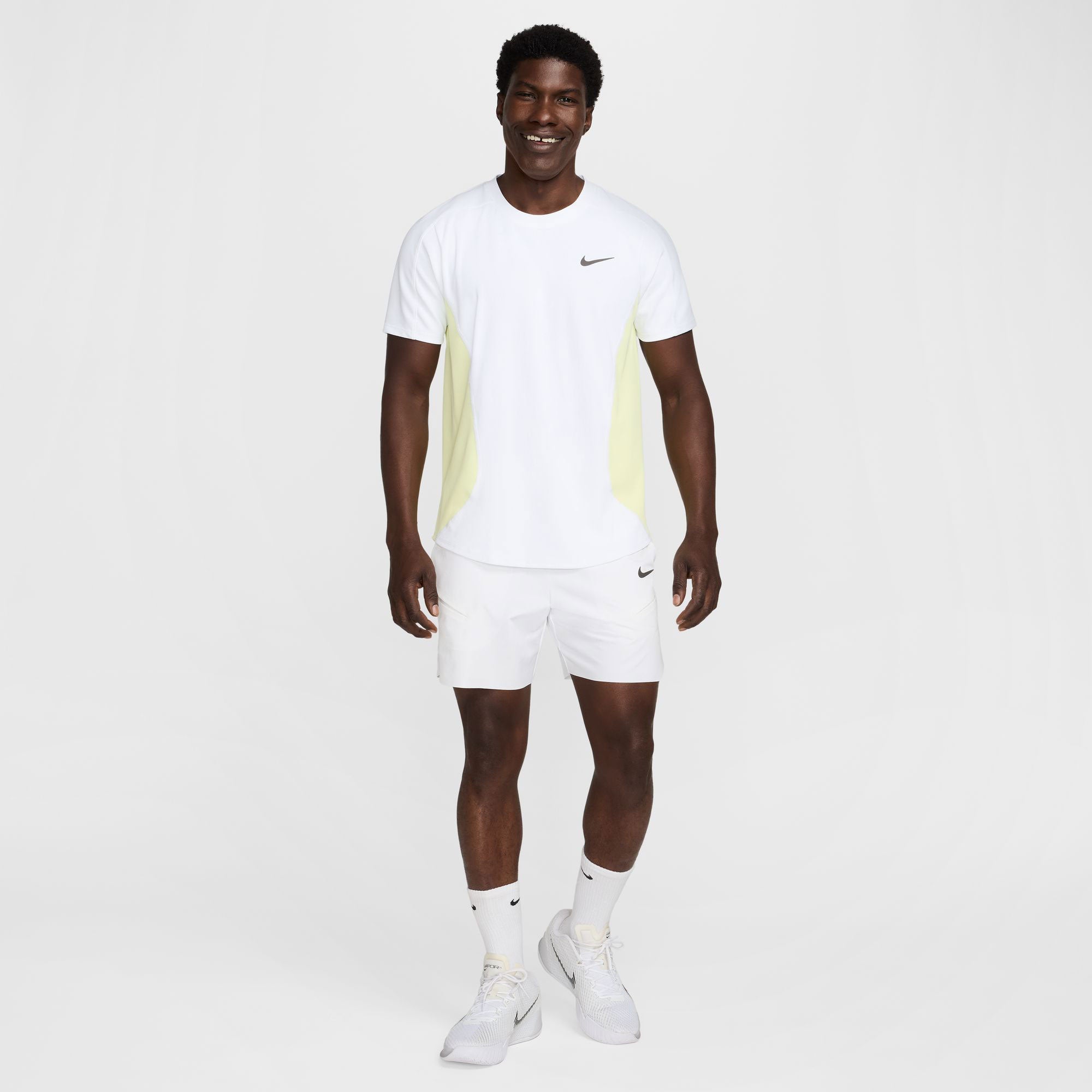 NikeCourt Slam Melbourne Men's Dri-FIT ADV Tennis Shirt