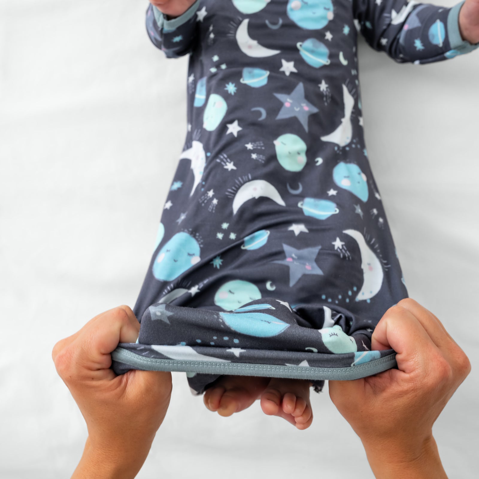 Blue To the Moon & Back Infant Gown、mySite、g9winljtr