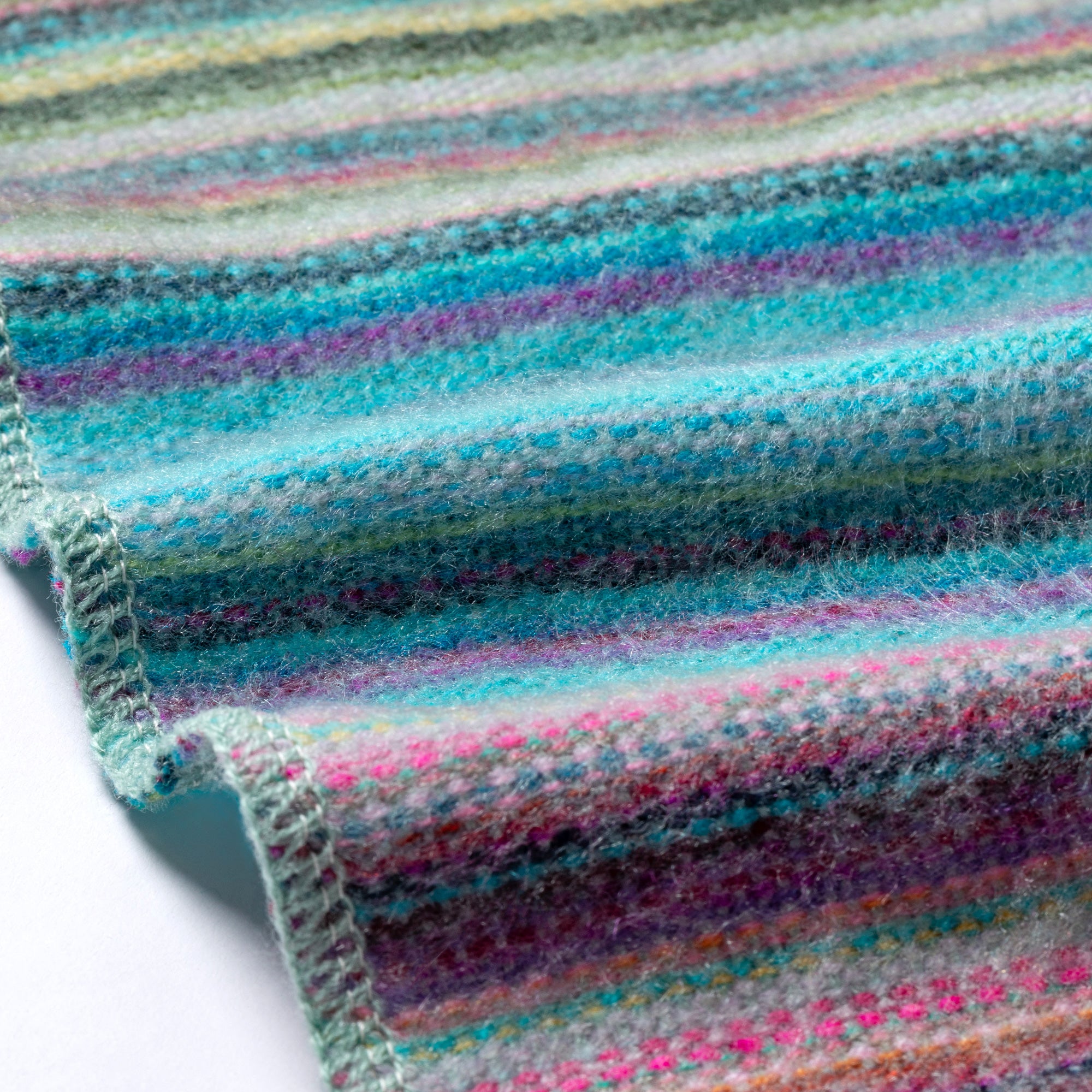 Warm & Cozy Alpaca Blend Hand-Loomed Scarf、mySite、camillekostekn