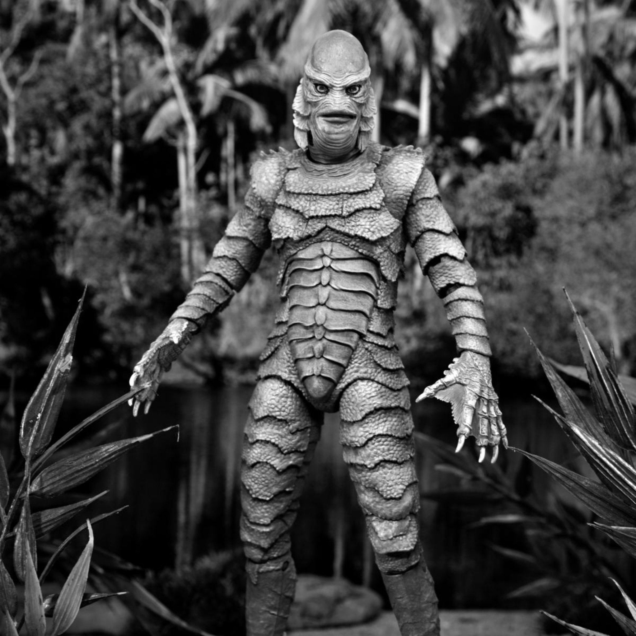 NECA Universal Monsters Creature from the Black Lagoon (Black & White)、mySite、hgirdovlk