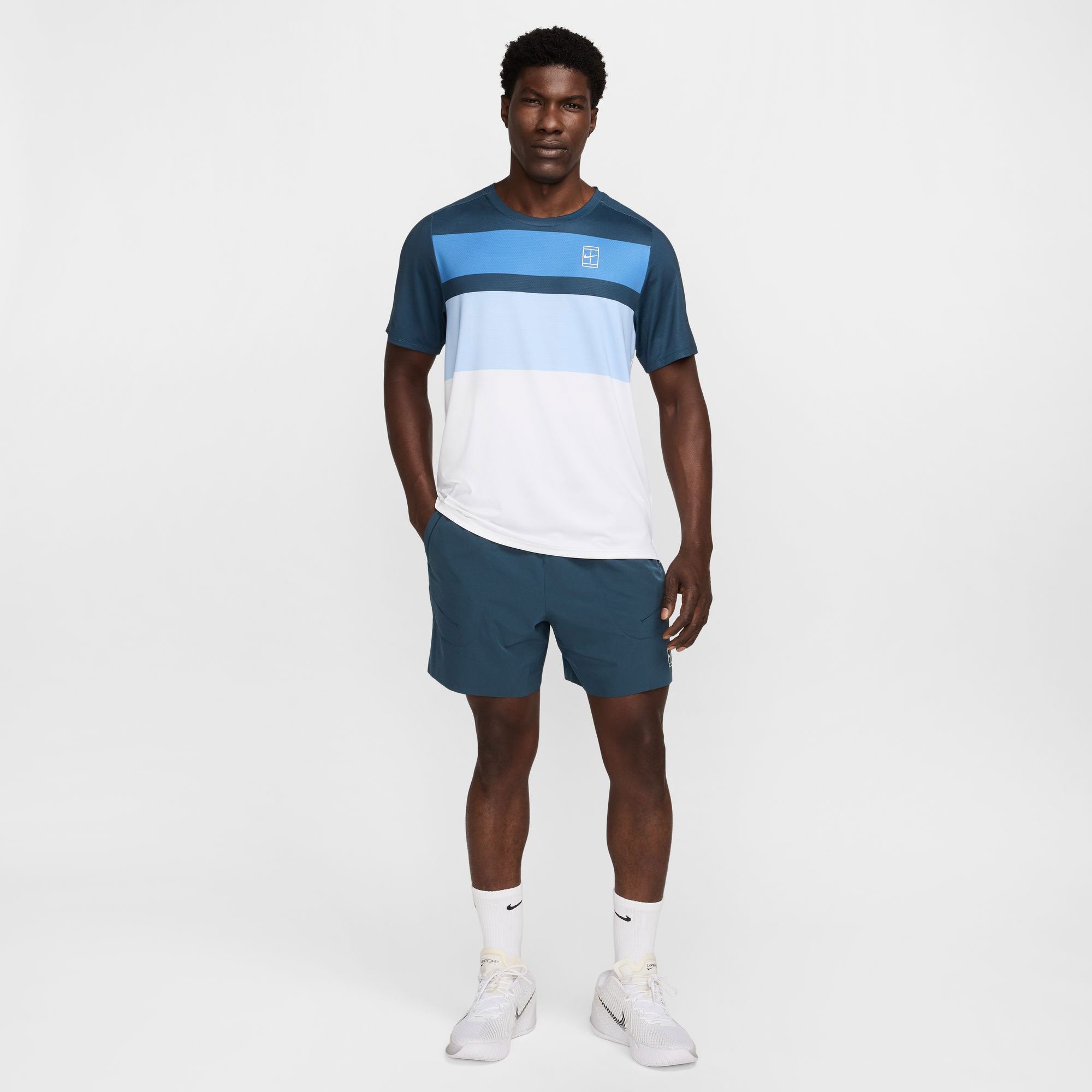 NikeCourt Advantage Men's Dri-FIT Printed Tennis Shirt