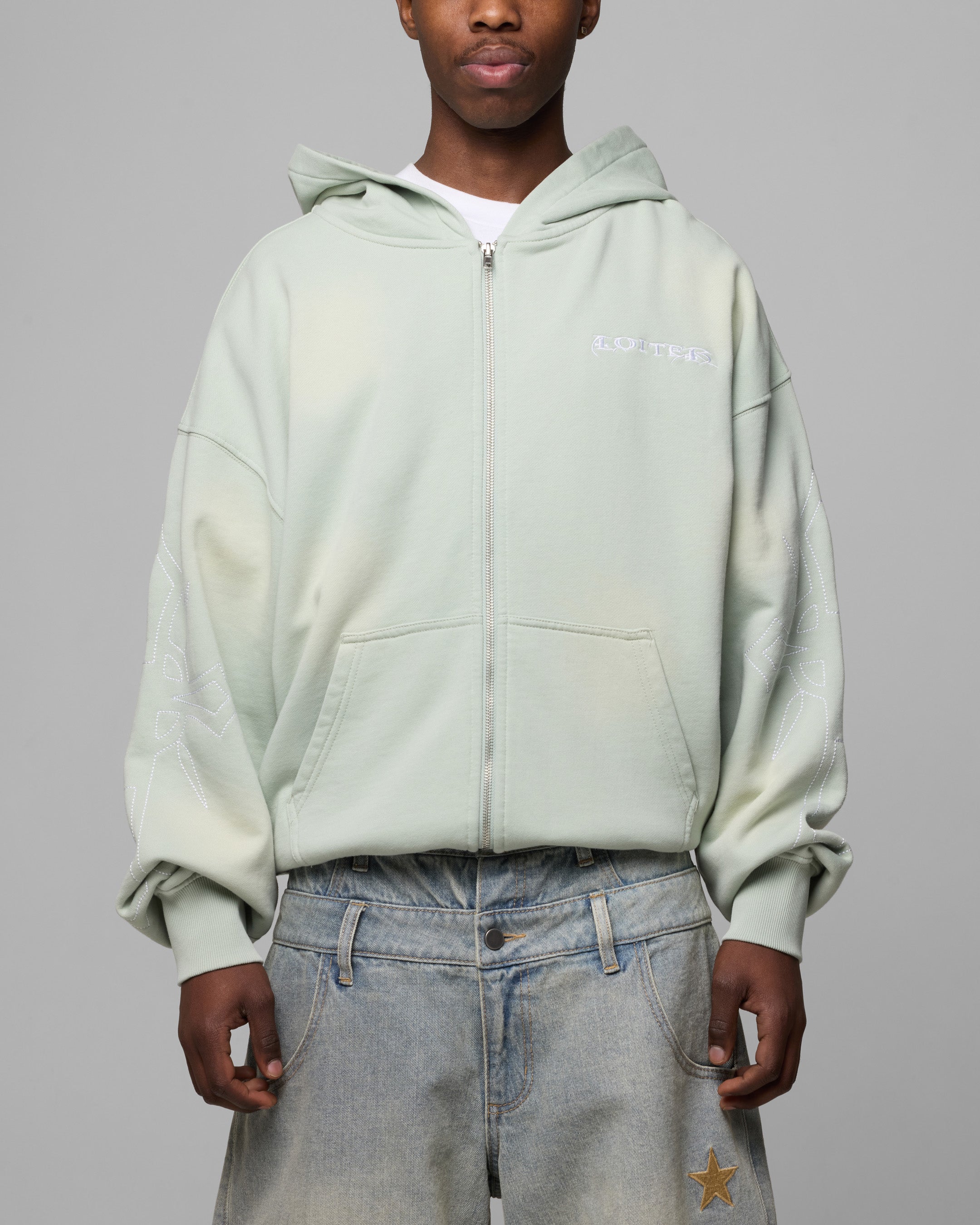 {product_title} - {shop_name}