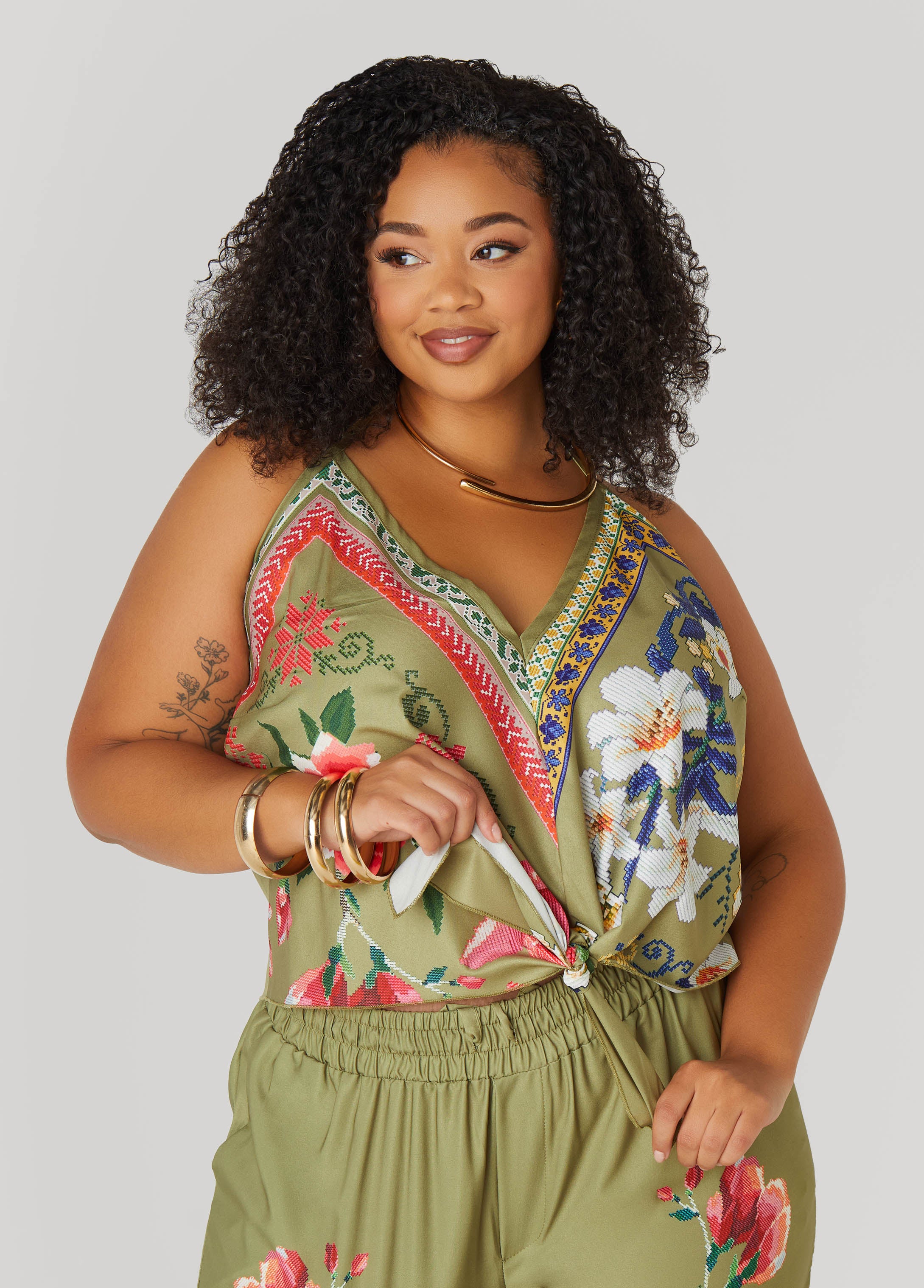 Tie Front Floral Halter Top、mySite、bengalsvssteelers