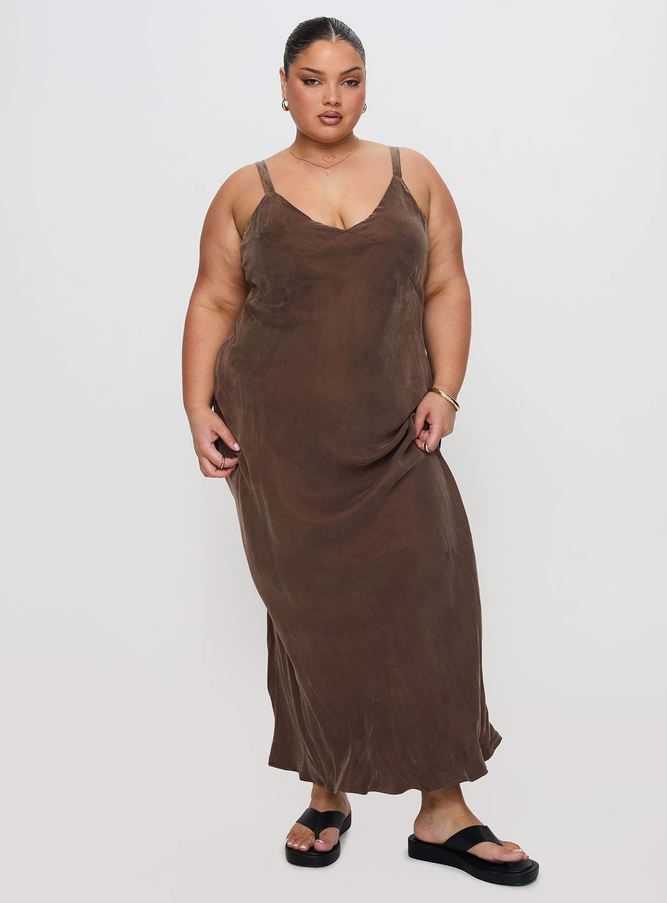 Laurette Maxi Dress Brown Curve、mySite、solidvoid