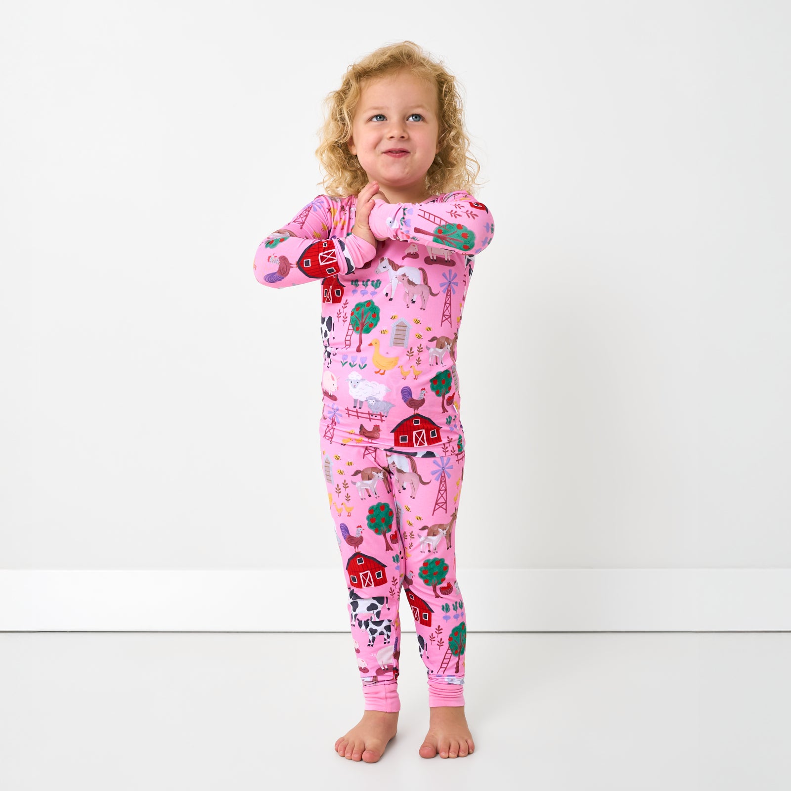 Pink Farm Fam Two-Piece Pajama Set、mySite、g9winljtr