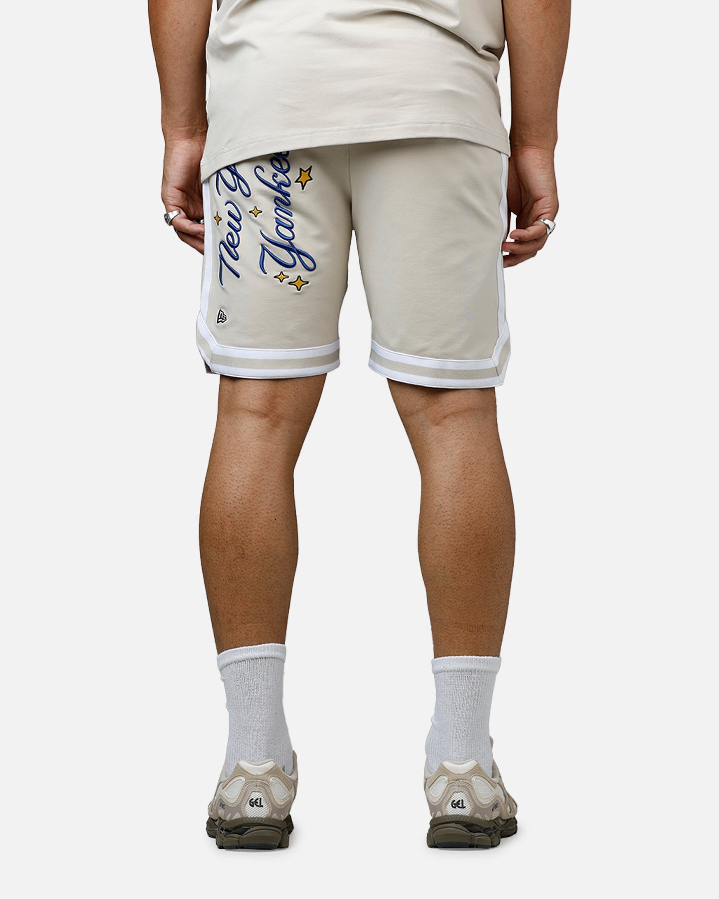 New Era New York Yankees 'Logo Select' Summer Shorts Stone、mySite、zt4zffjzw