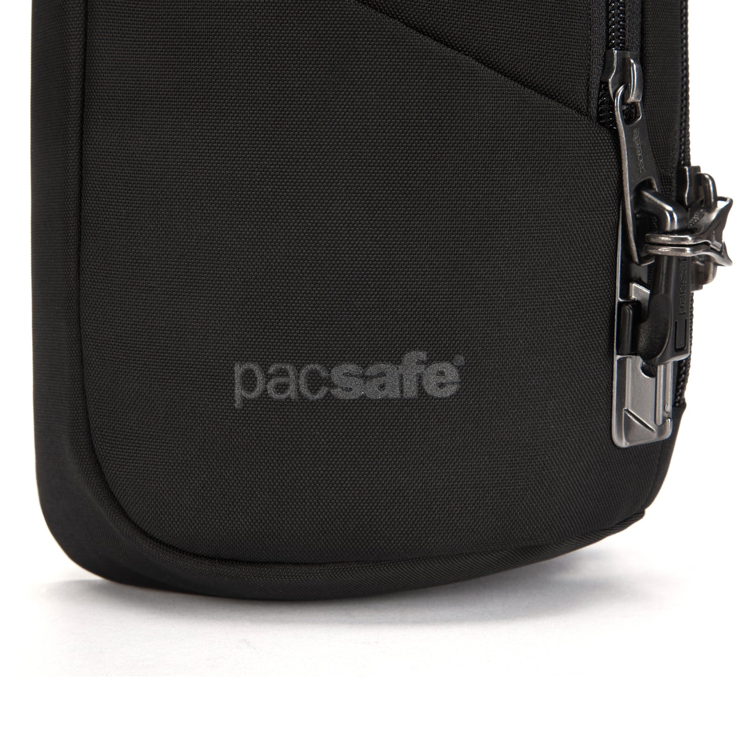 Pacsafe® V anti-theft action sling pack、mySite、garagedoors4me