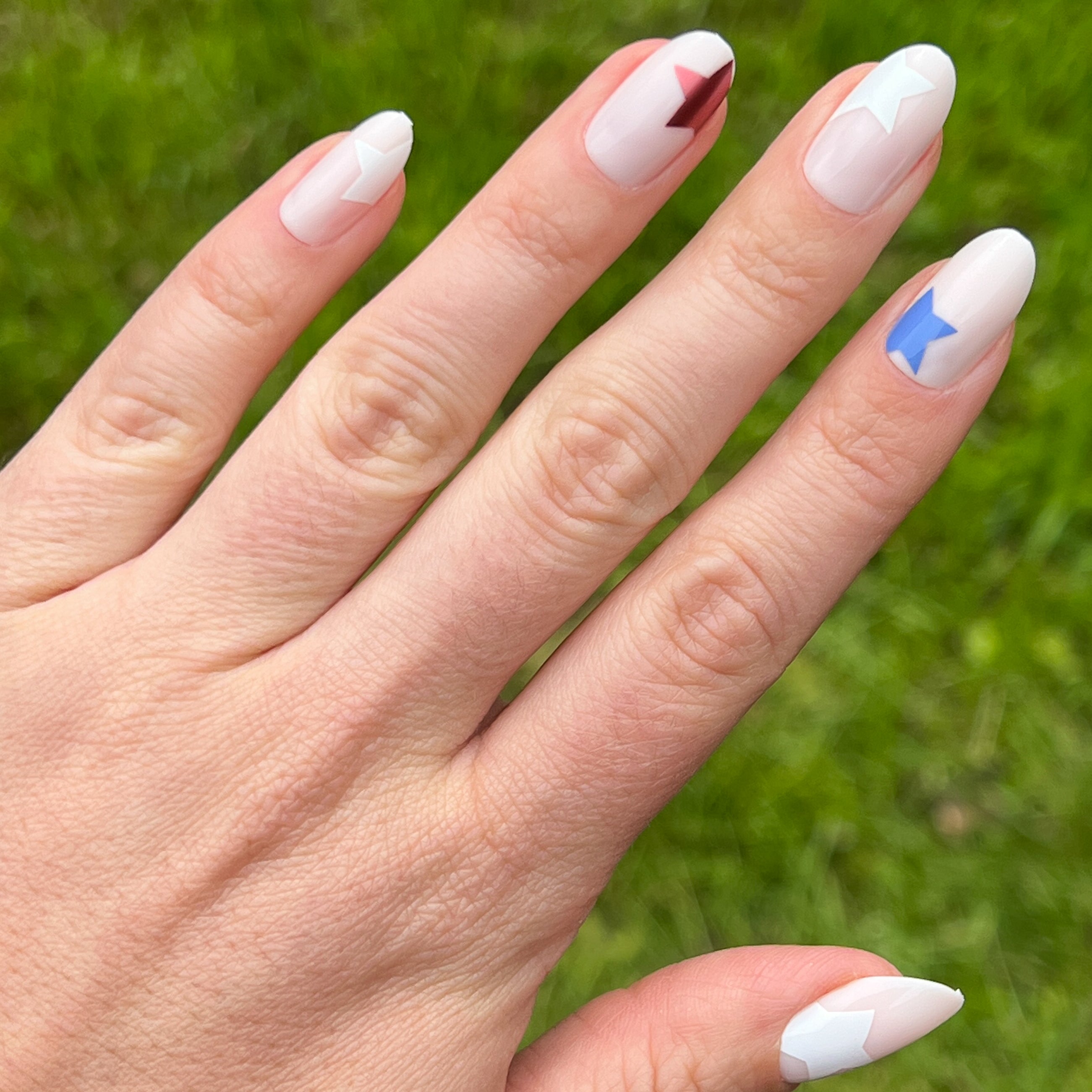 Super Festive Stars | Oval | Medium、mySite、solidvoid