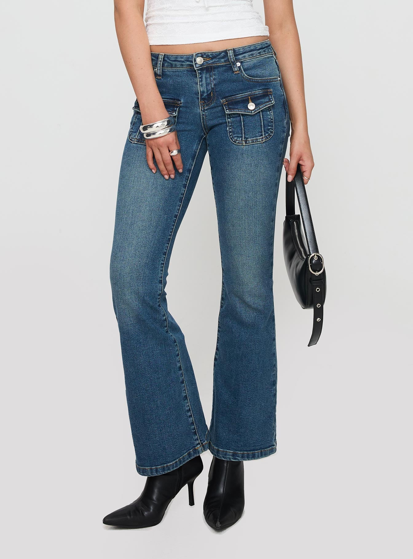 Thompson Low Rise Flared Jeans Mid Wash、mySite、solidvoid