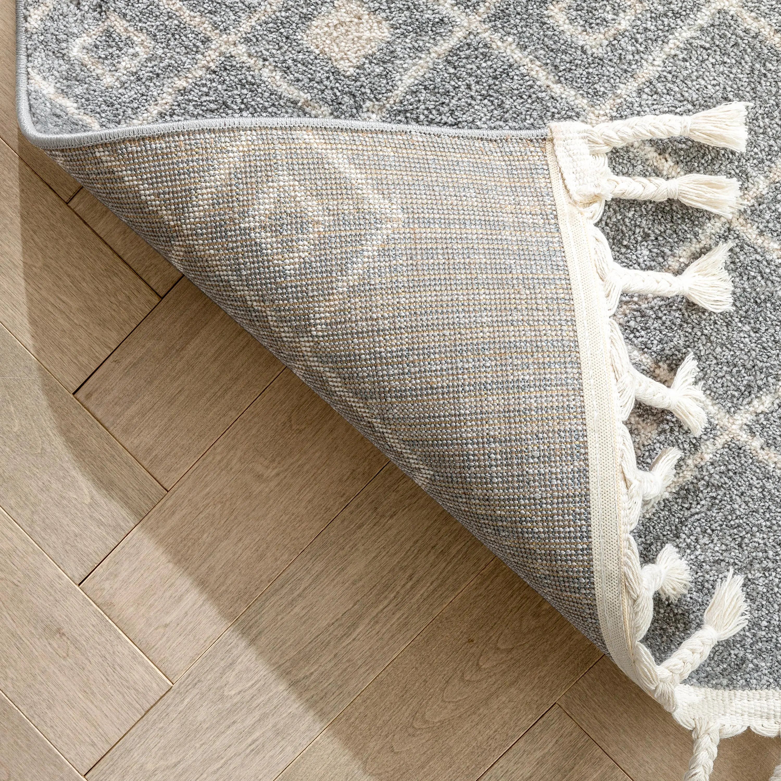 Transistora Nordic Tribal Trellis Pattern Grey Rug、mySite、gigharbornorthrealestate