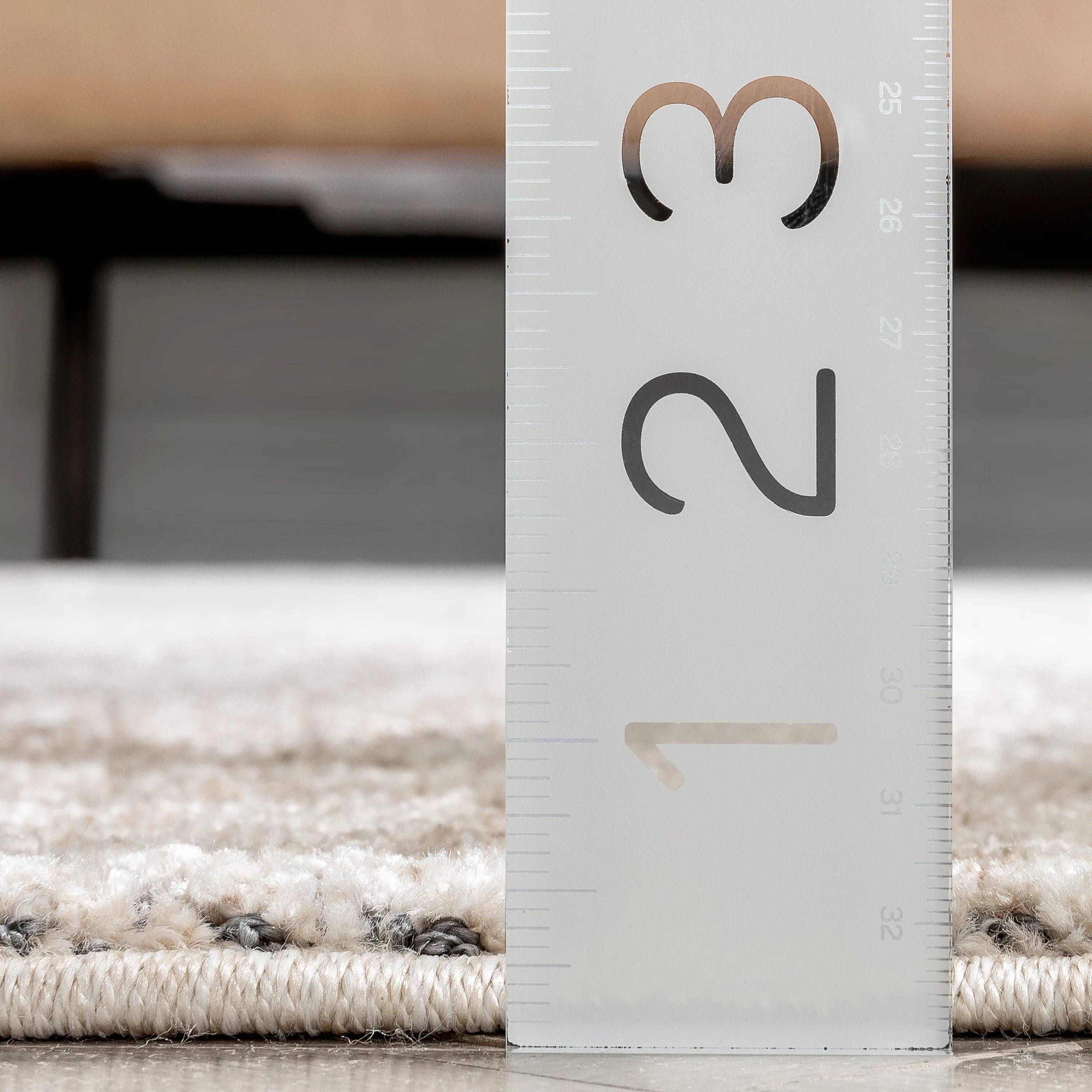 Hugo Tribal Geometric Beige Distressed High-Low Rug、mySite、gigharbornorthrealestate