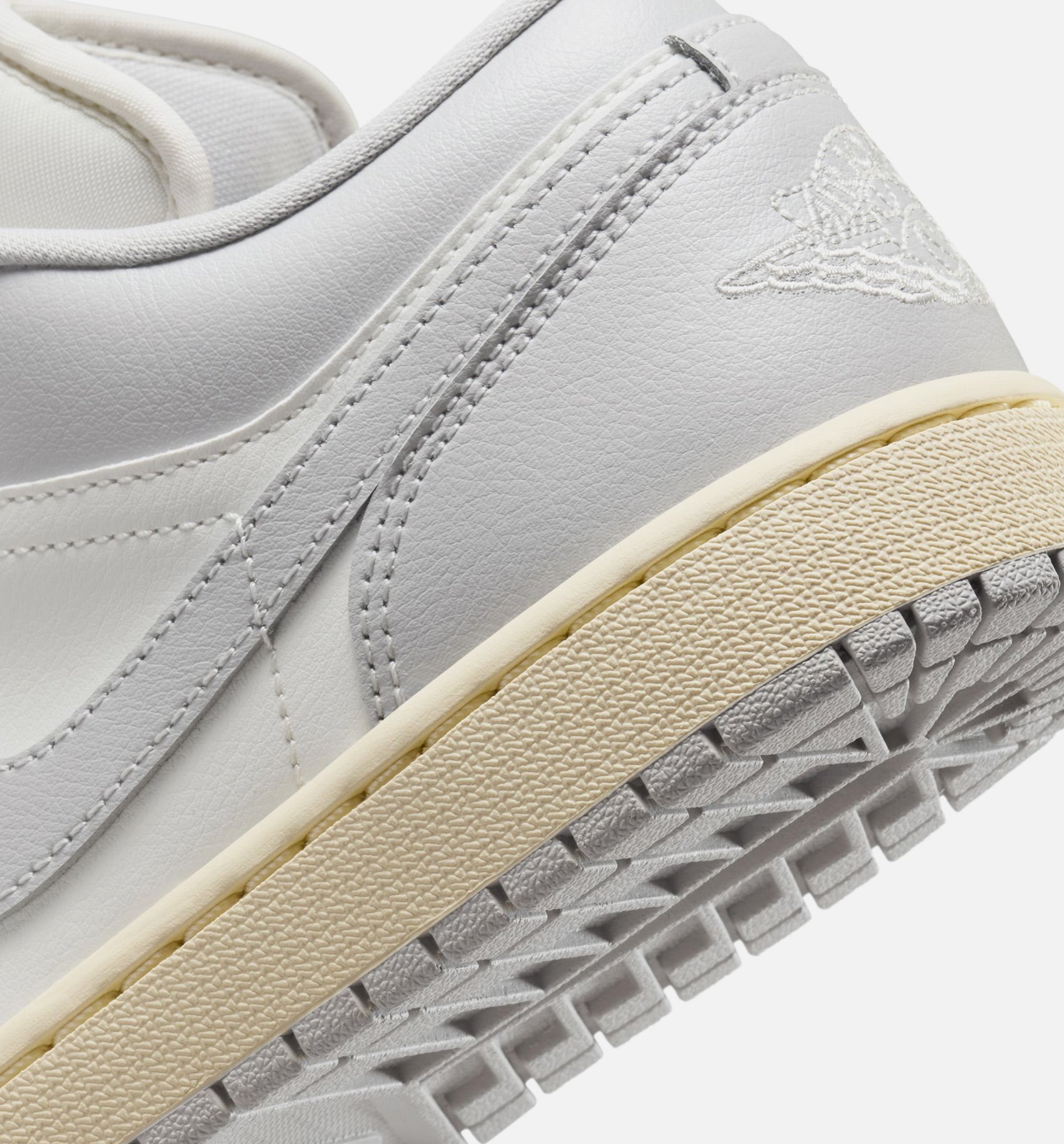 Air Jordan 1 Low Womens Lifestyle Shoe - Sail/Coconut Milk/Neutral Grey、mySite、dreamappss