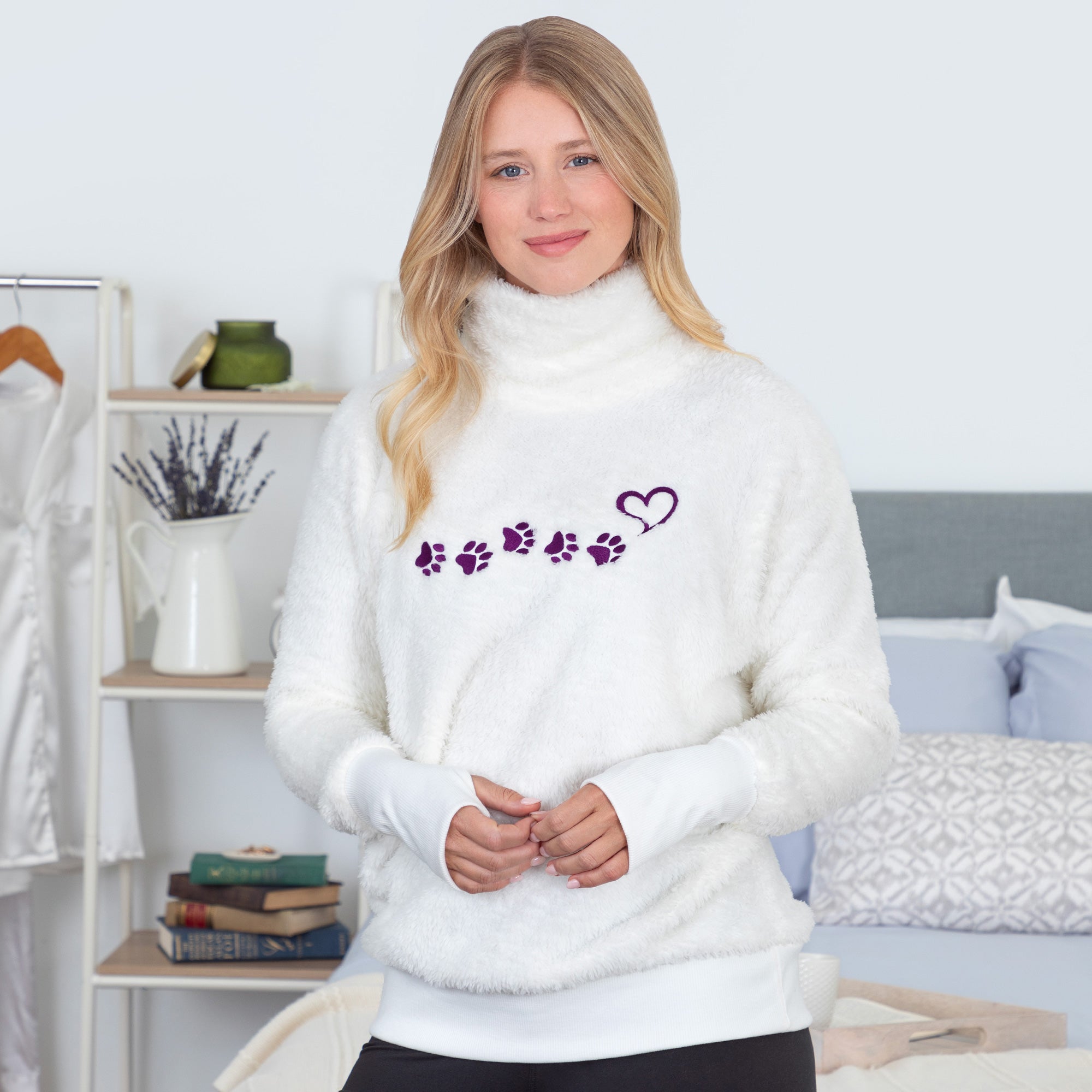 Paw Print Mock Neck Plush Sherpa Fleece Pullover with Thumb Holes、mySite、camillekostekn