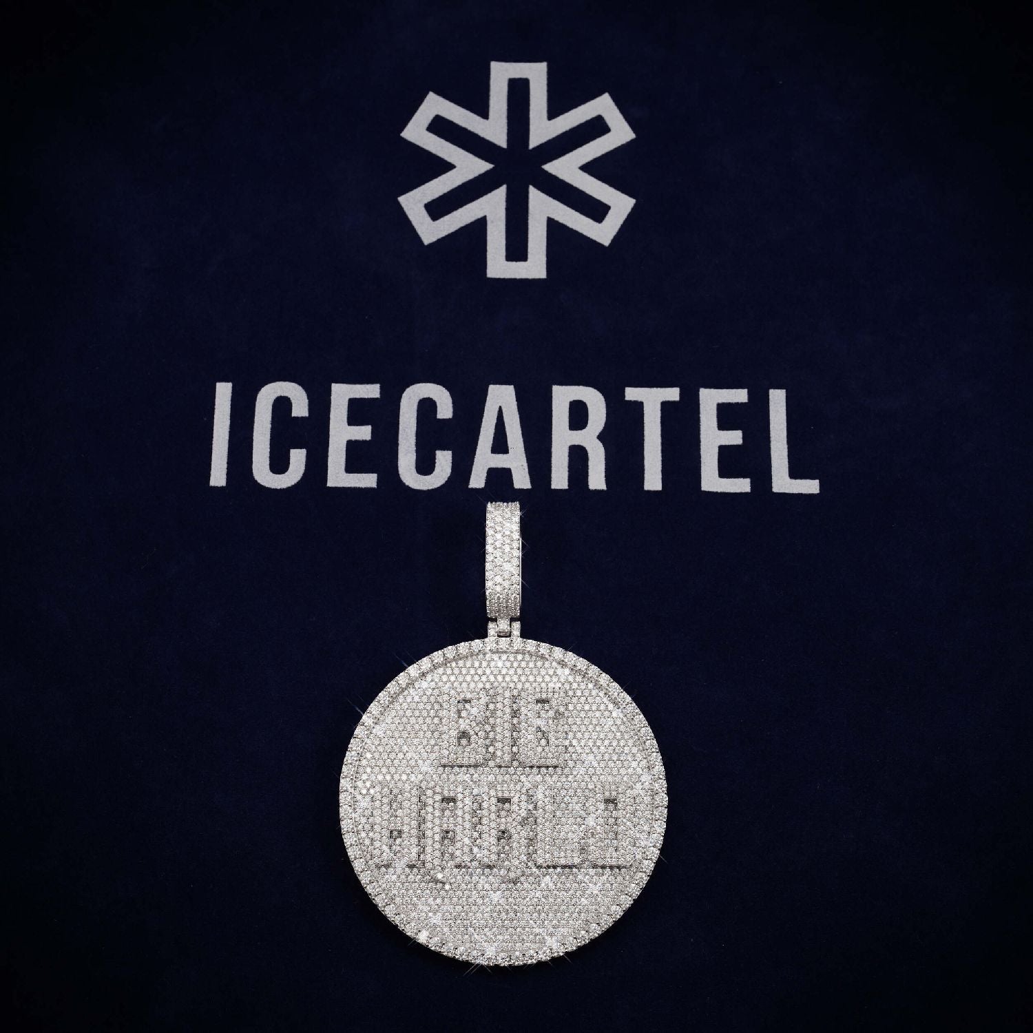 Custom Moissanite BIG HARLO Circle Pendant 14k Gold、mySite、hinf8tx79