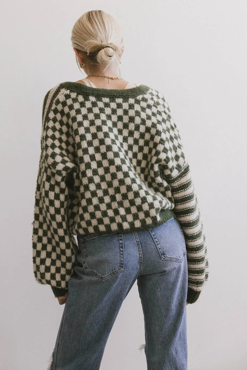 {product_title} - {shop_name}