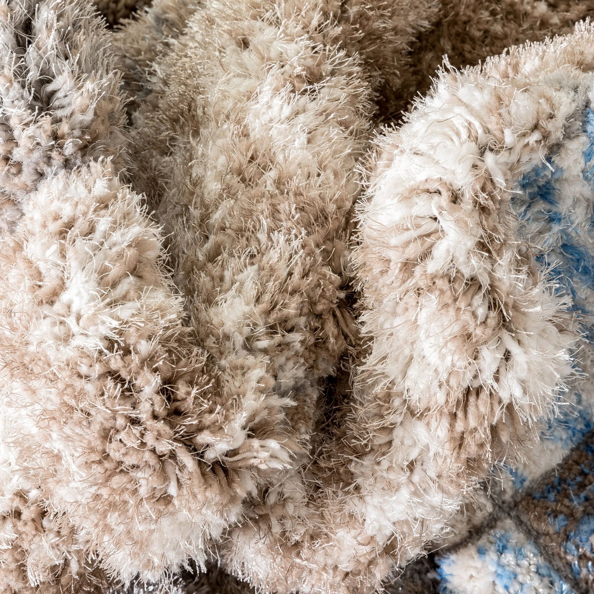 Kenzo Retro Geometric Pattern 3D Textured Shag Grey Light Blue Rug、mySite、gigharbornorthrealestate