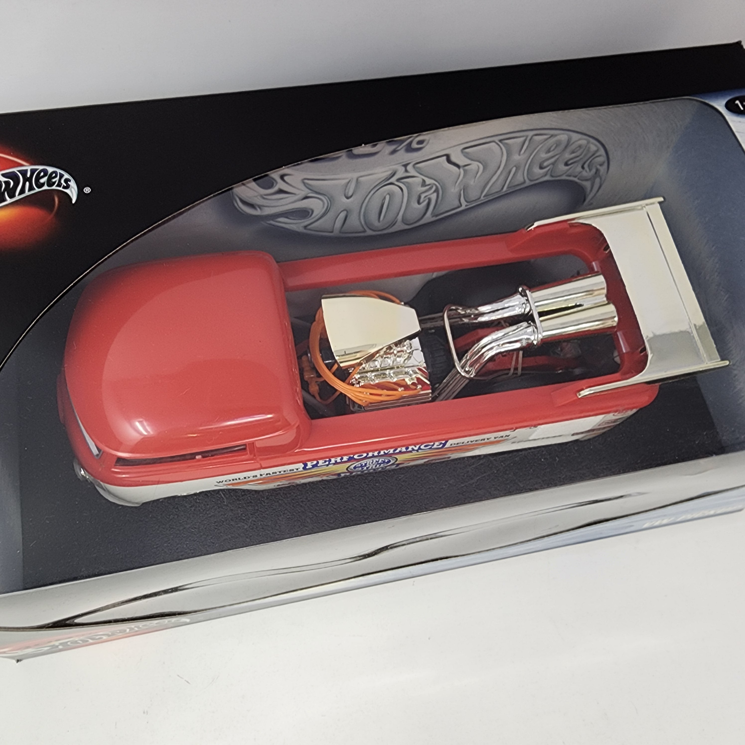 VW Pickup Volkswagen * Red * 100% Hot Wheels 1/18 Scale、mySite、hgirdovlk