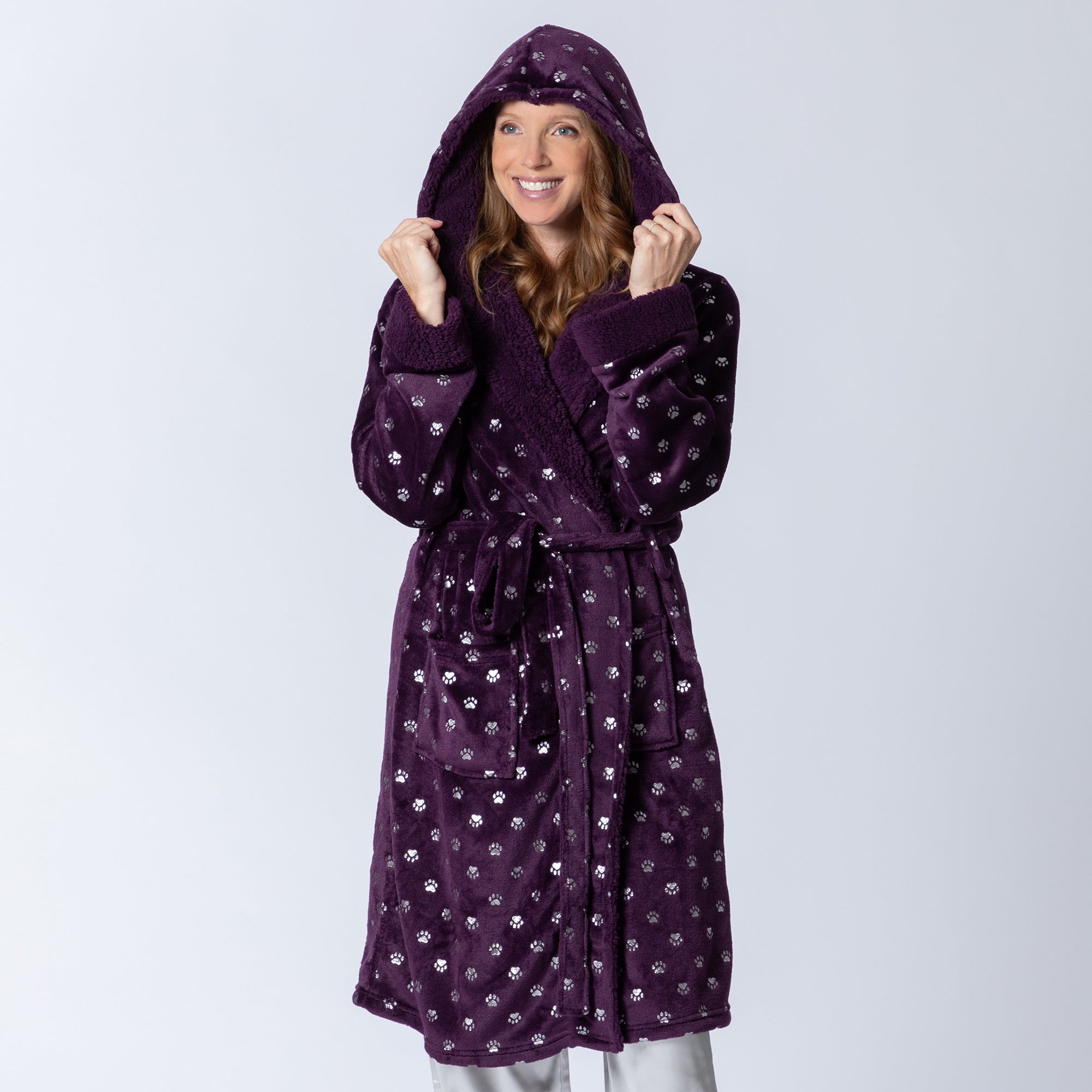 Regal Silver Paws Hooded Robe、mySite、camillekostekn