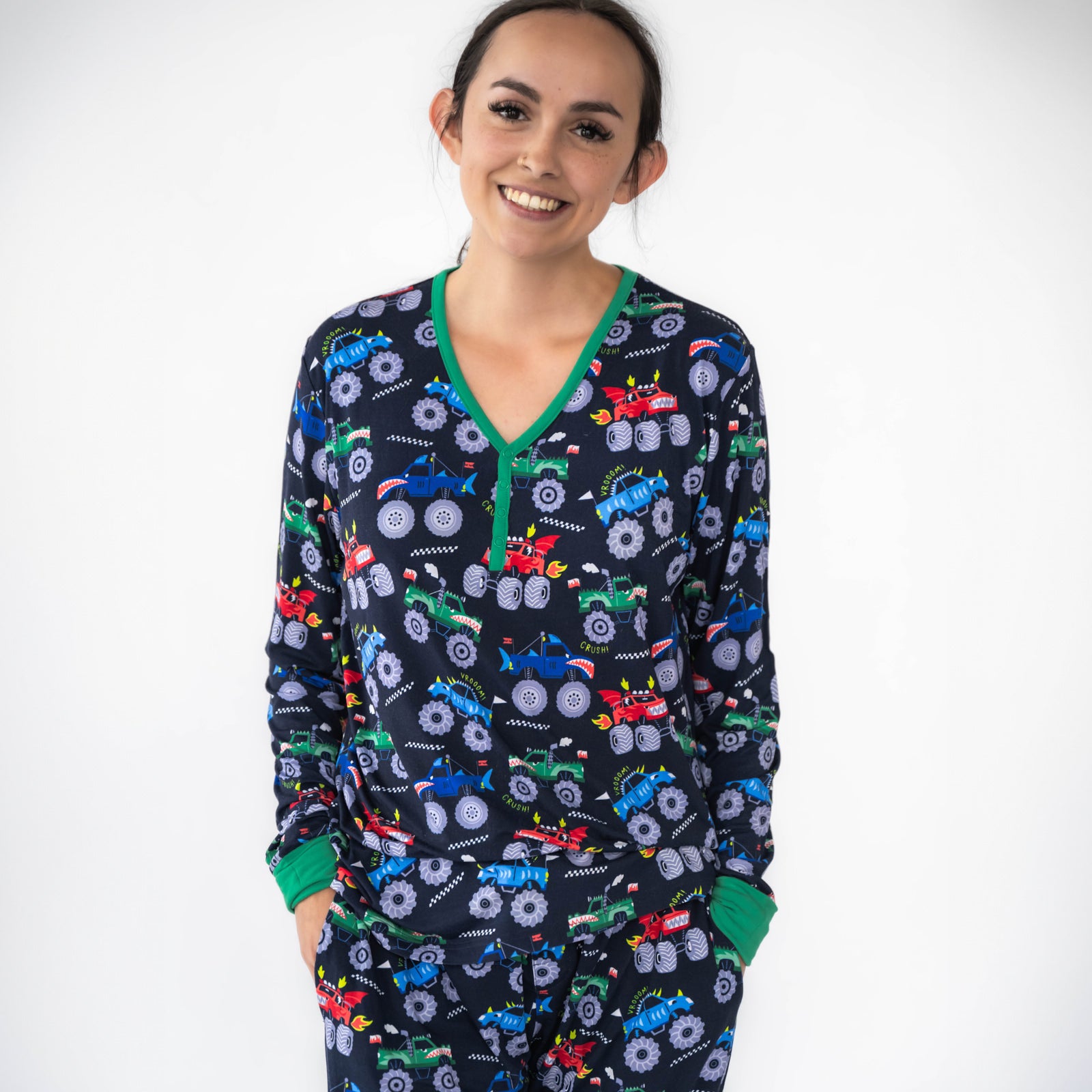 Monster Truck Madness Women's Pajama Top、mySite、g9winljtr