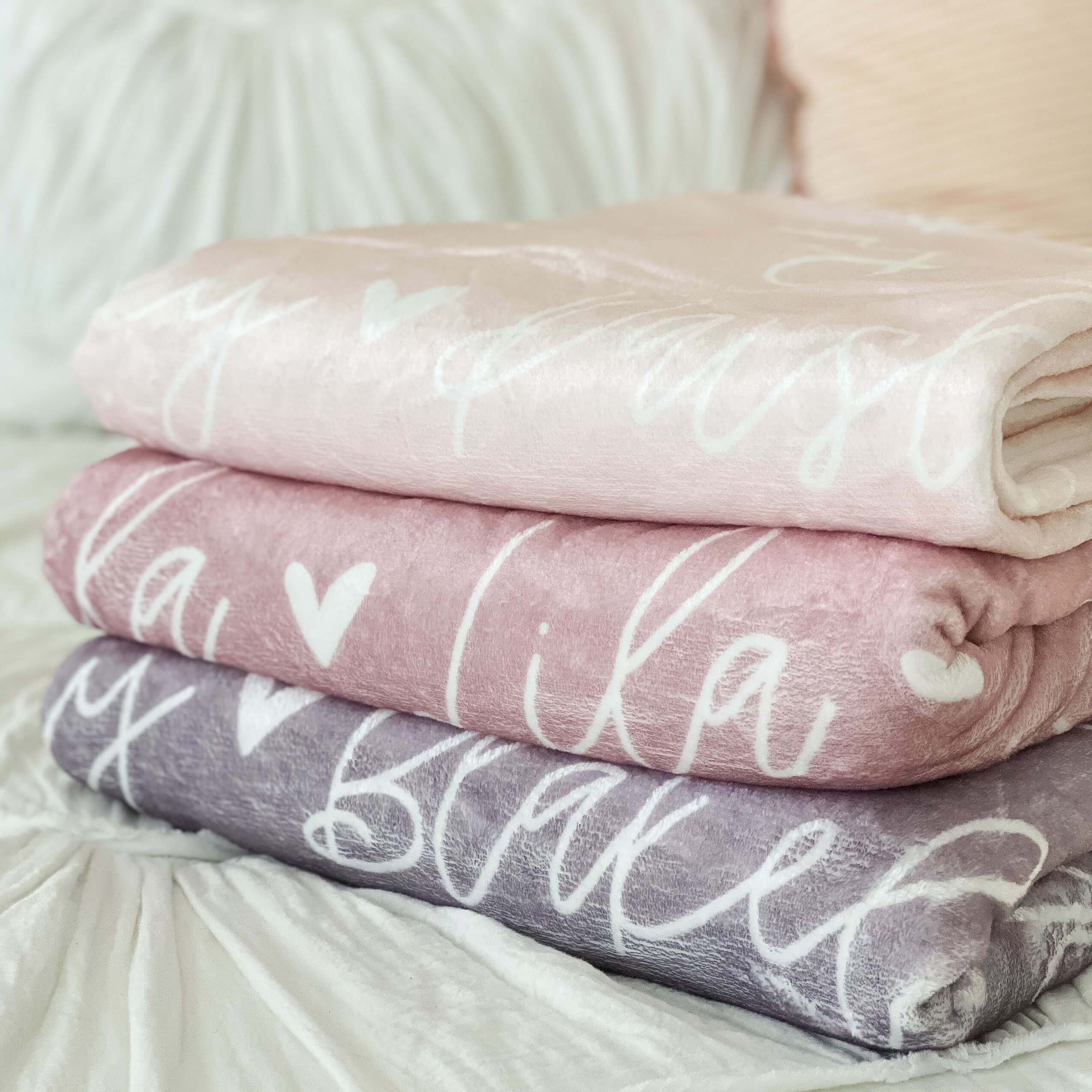  Custom Solid Color w/ Hearts Personalized Blanket、mySite、layawaytickets