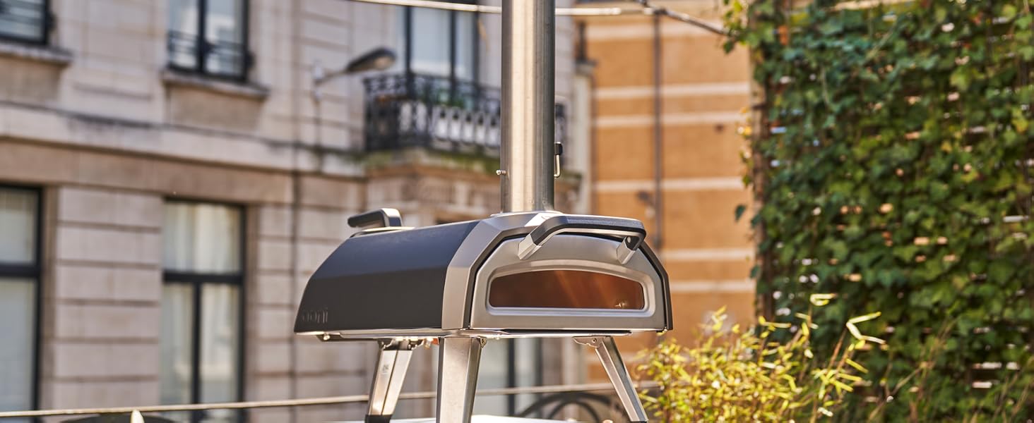 Ooni Karu 2 balcony portable pizza oven