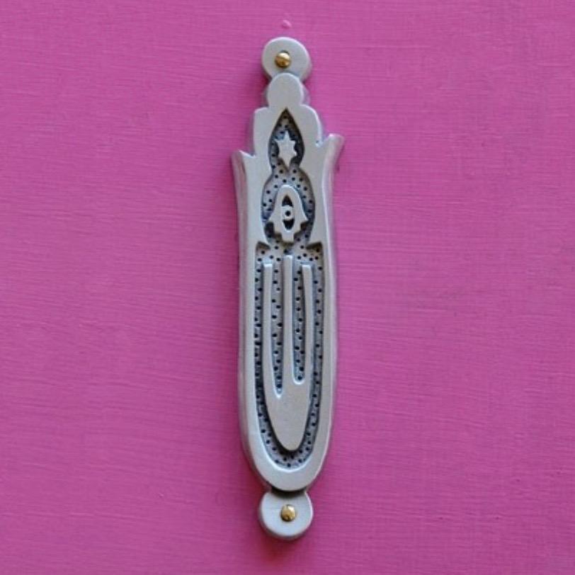 Hamsa Mezuzah By Emily Rosenfeld、mySite、topwebapps