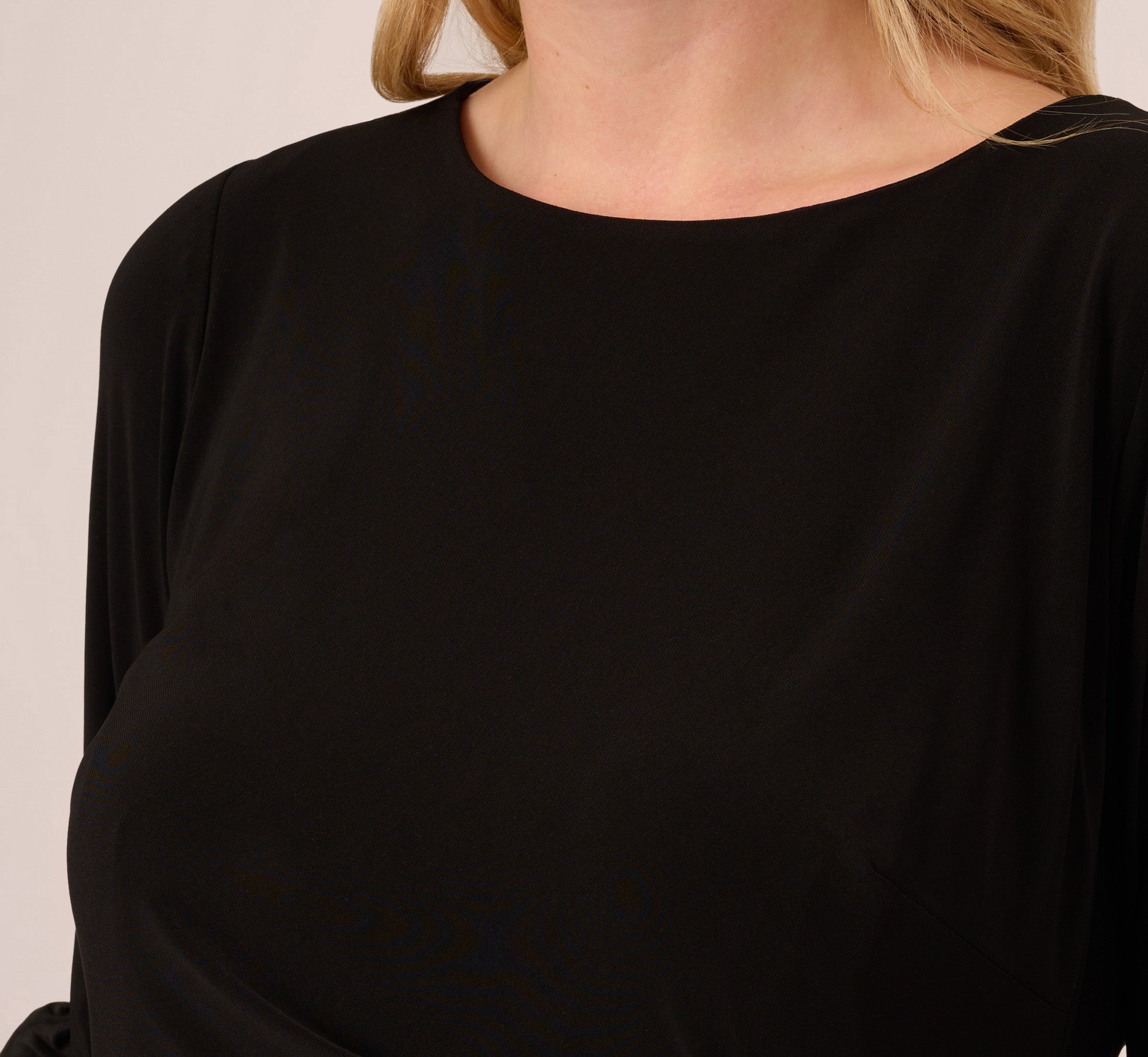 Plus Size Draped Jersey Short Sheath Dress With Bell Cuffs In Black、mySite、solidvoid