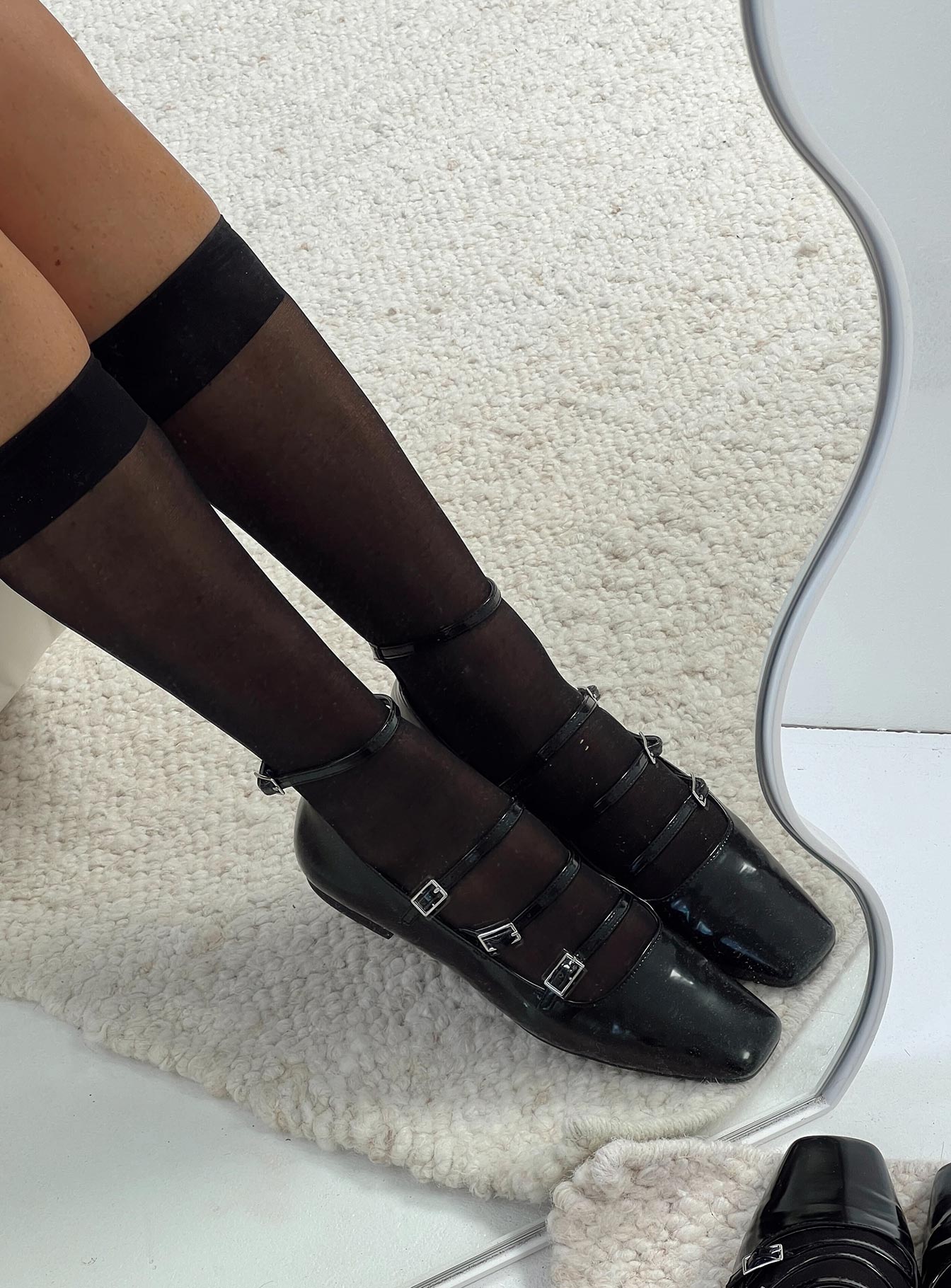 Mysteria Sheer Socks Black、mySite、solidvoid