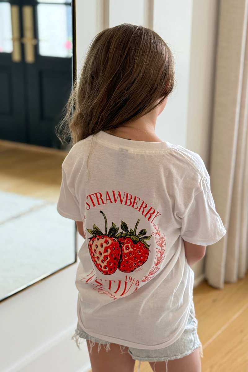 Strawberry Festival Graphic Tee - Girls、mySite、hinf8tx79