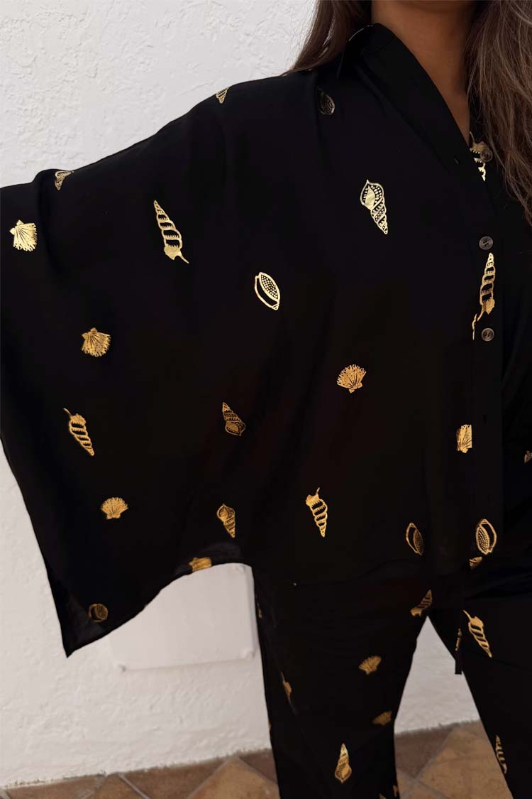 Black Shell Cape Shirt、mySite、solidvoid