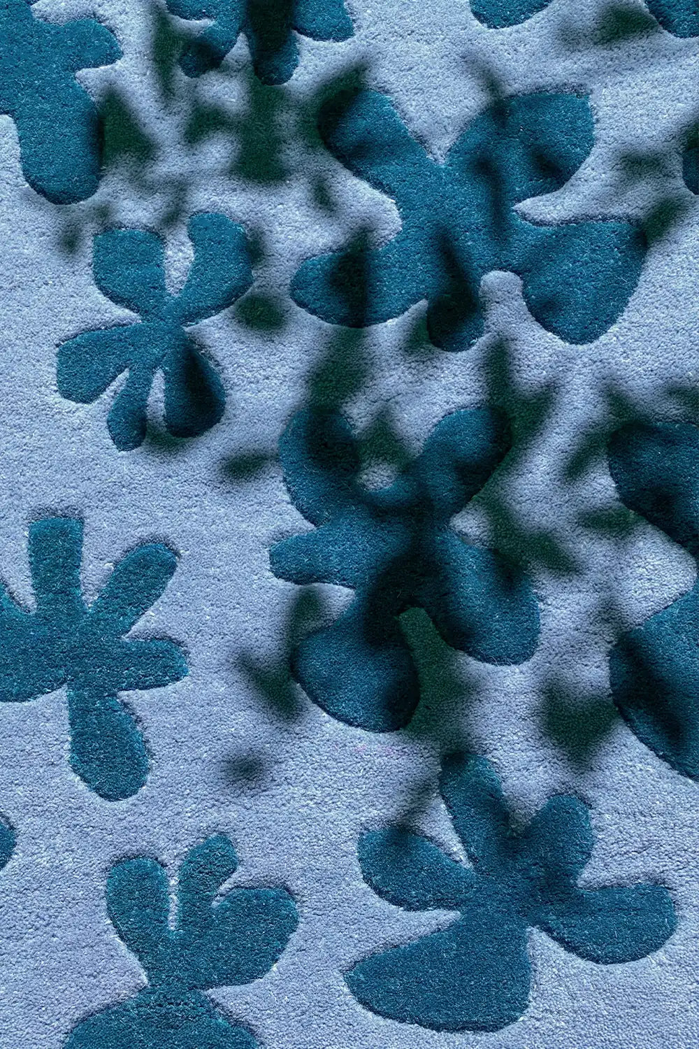 Floral Blossom Round Hand Tufted Wool Rug、mySite、gigharbornorthrealestate