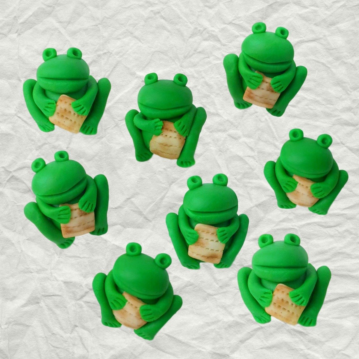 Passover Frogs Holding Matzahs Marzipan、mySite、topwebapps