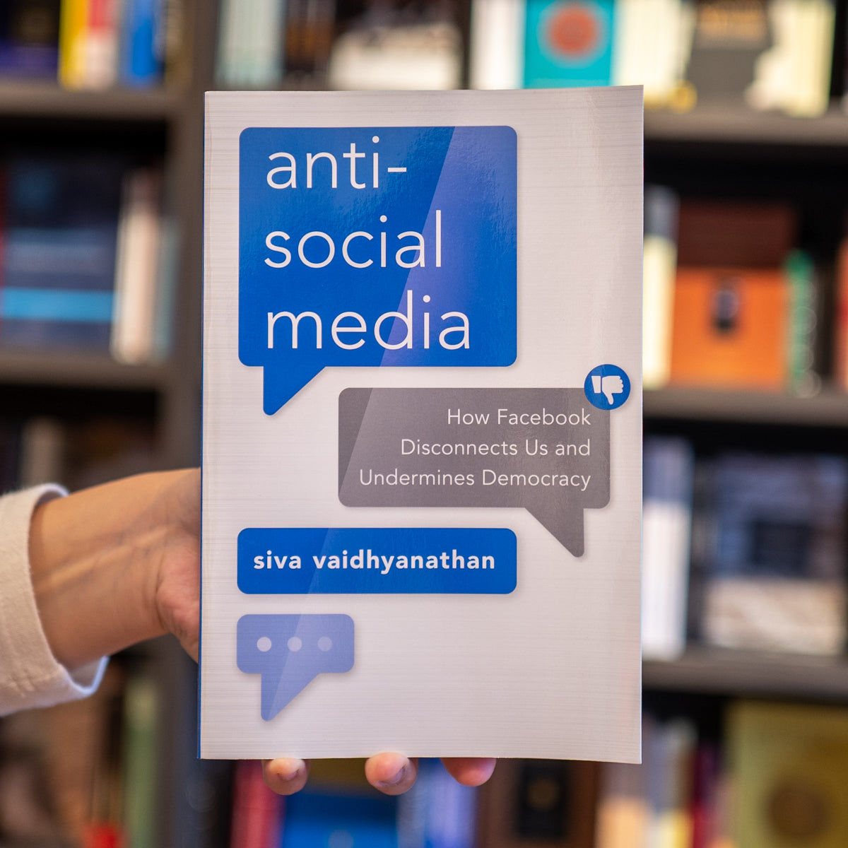 Antisocial Media: How Facebook Disconnects Us and Undermines Democracy、mySite、topwebapps