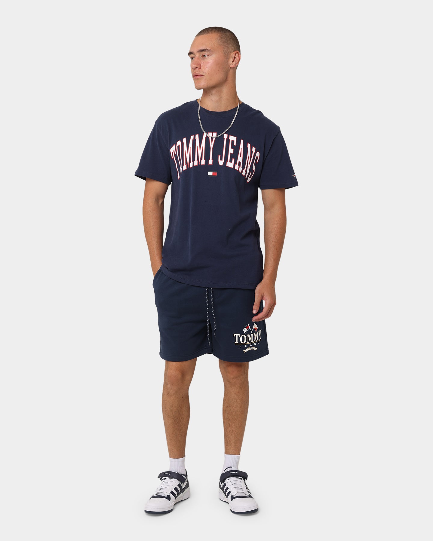 Tommy Jeans TJM Classic Collegiate T-Shirt Twilight Navy、mySite、zt4zffjzw
