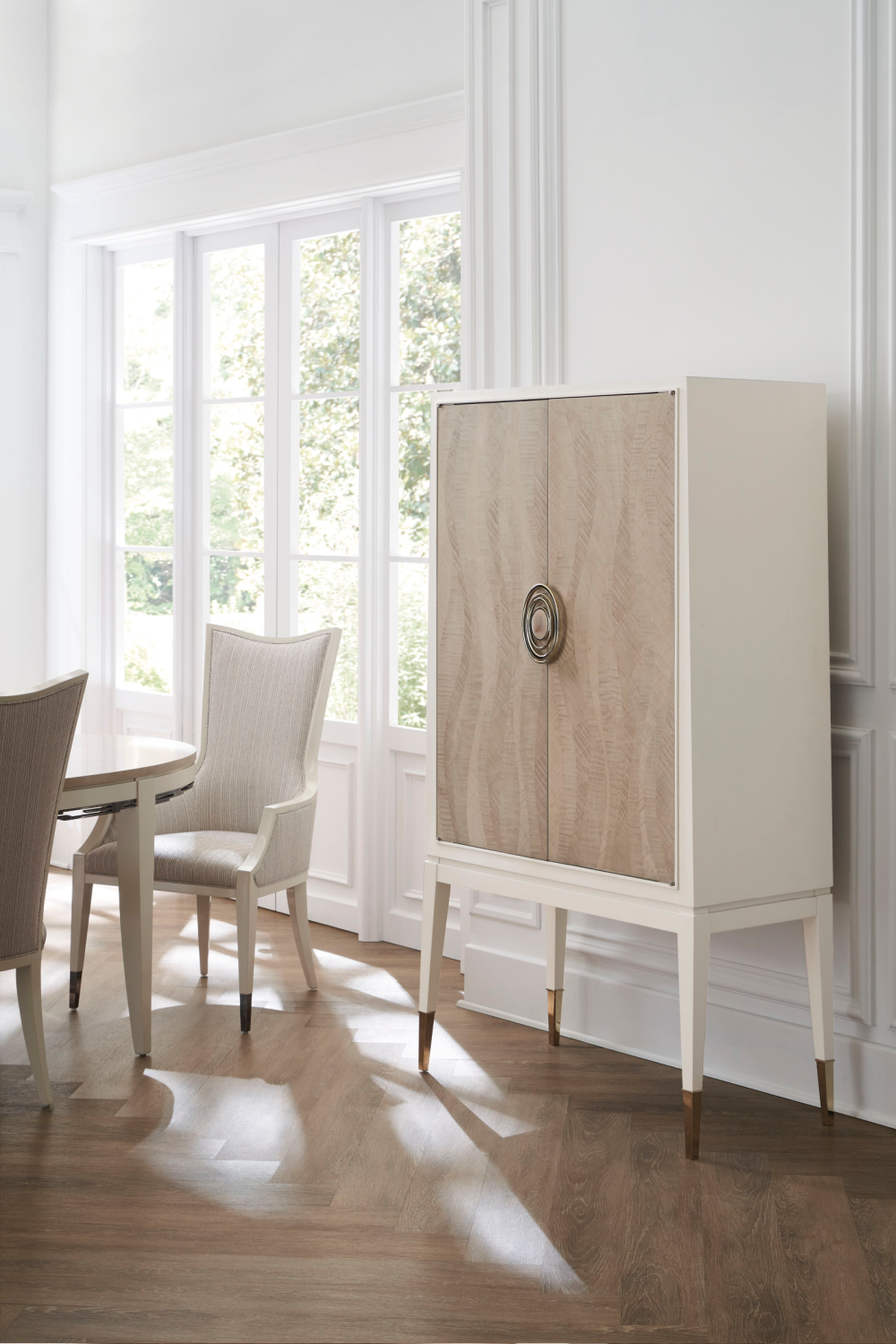 Gray Maple Oval Dining Table | Caracole Coronet、mySite、neckold