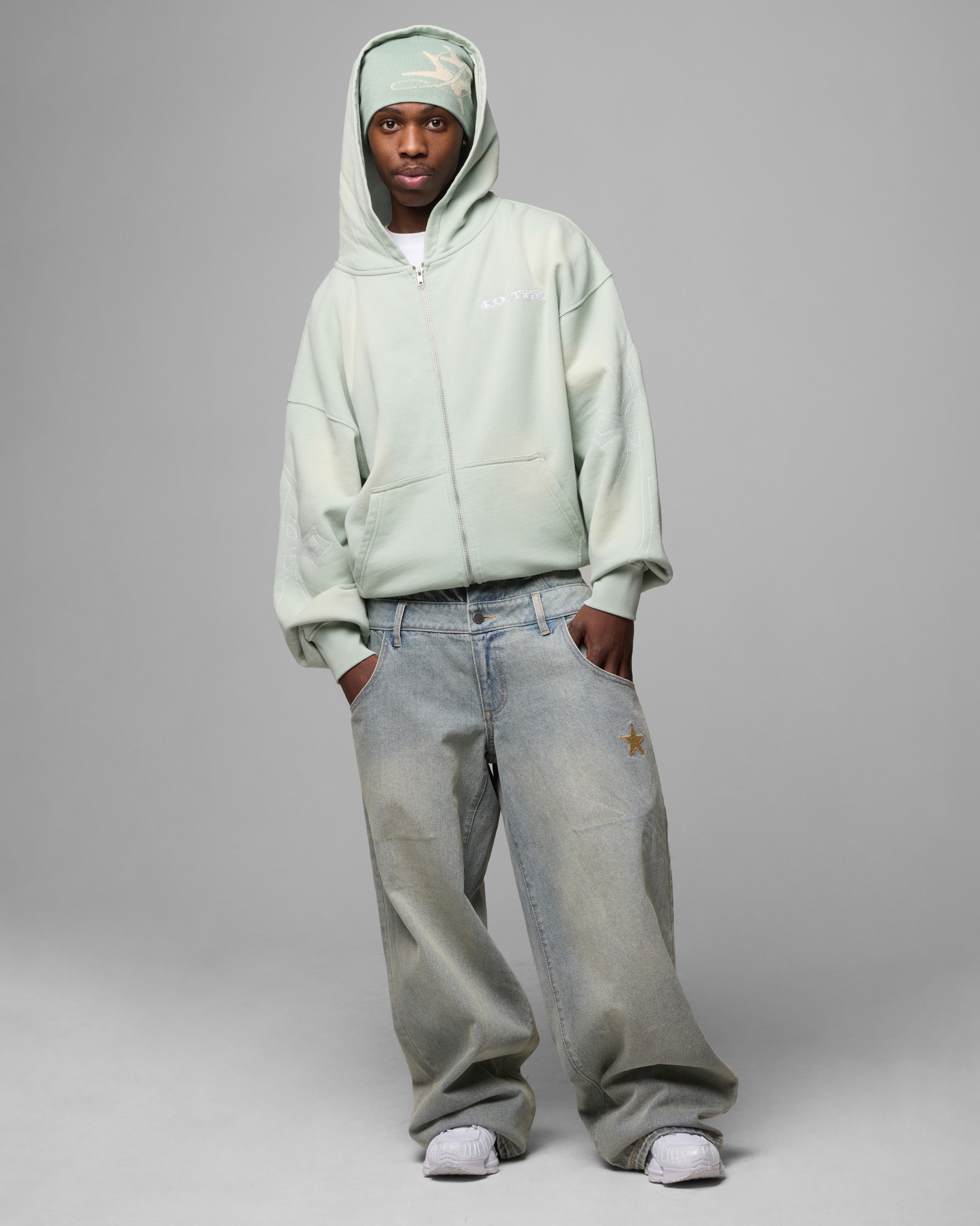 {product_title} - {shop_name}