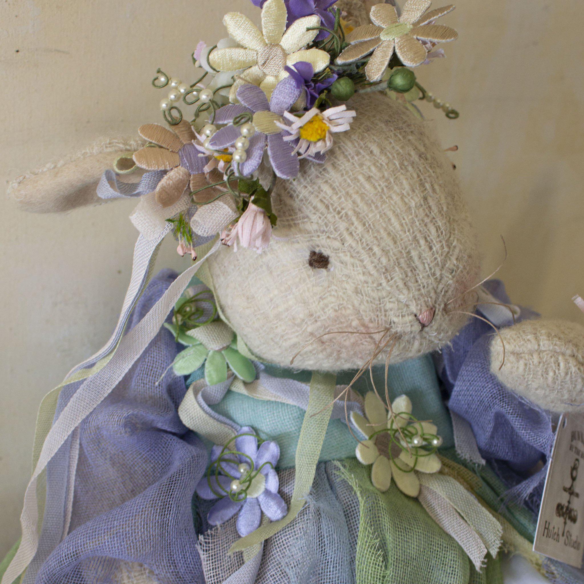 RETIRED - Hutch Studio - Florie Bunda - One Of A Kind Bunny、mySite、g9winljtr