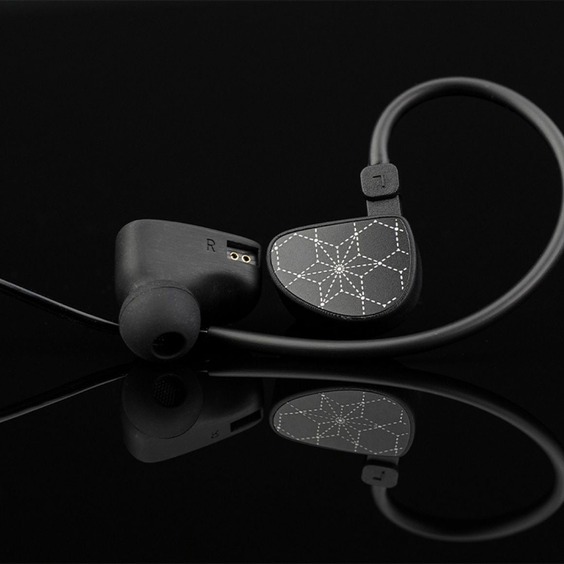  Truthear - HOLA、mySite、merchandisen