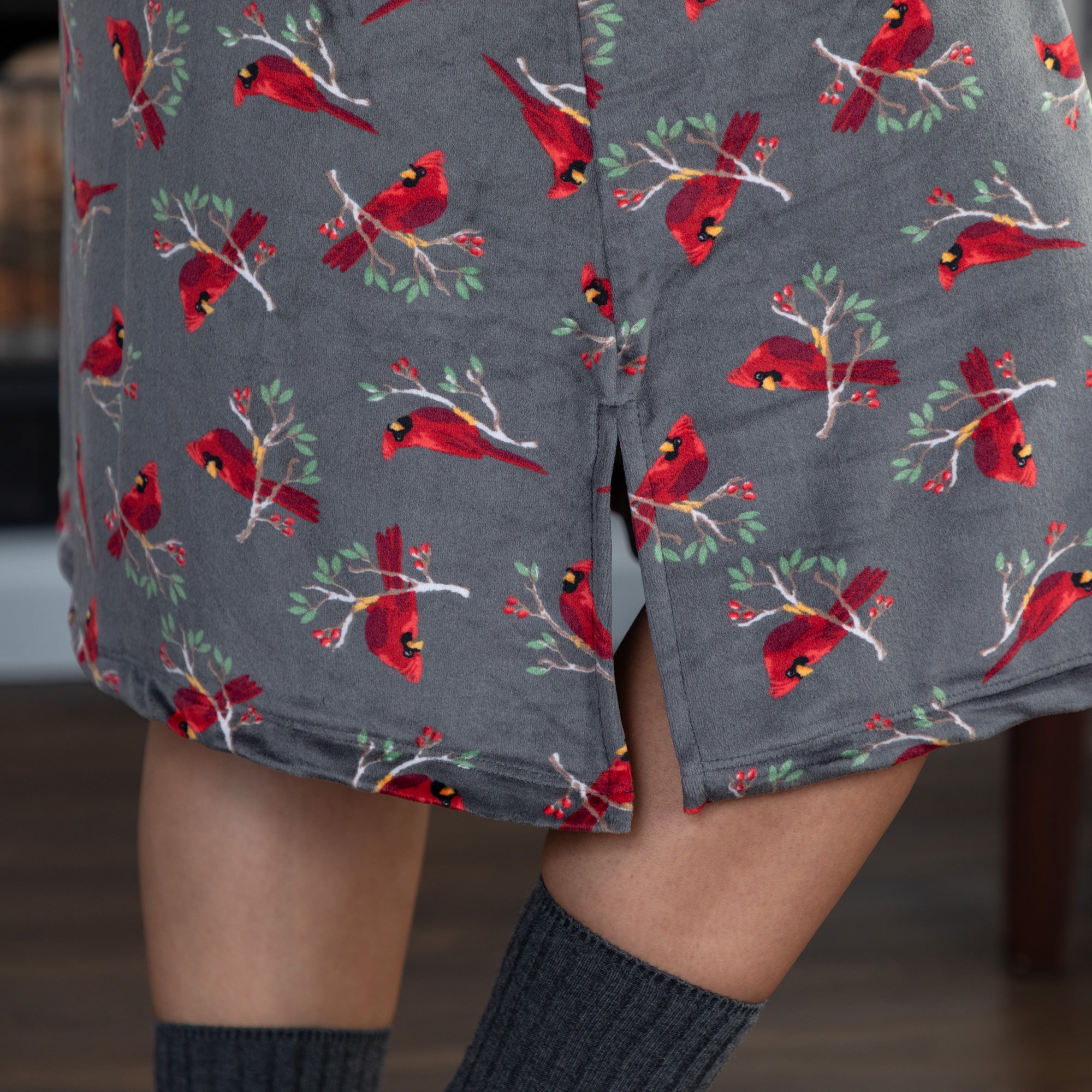 Luxe Cardinal Long Sleeve Nightgown、mySite、camillekostekn