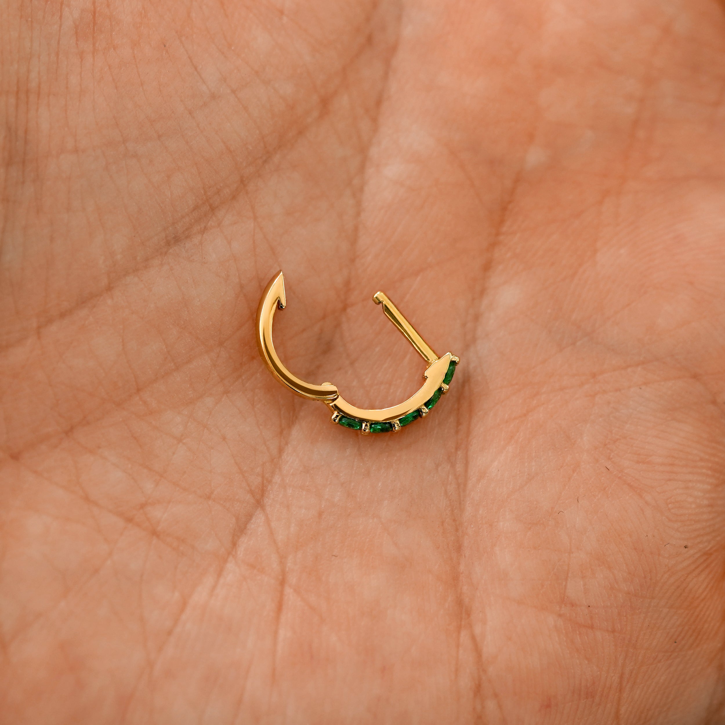 Emerald Huggie Hoop、mySite、hinf8tx79