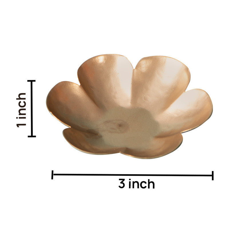 Brass Pooja Diya | Floral Design | Golden、mySite、camillekostekn