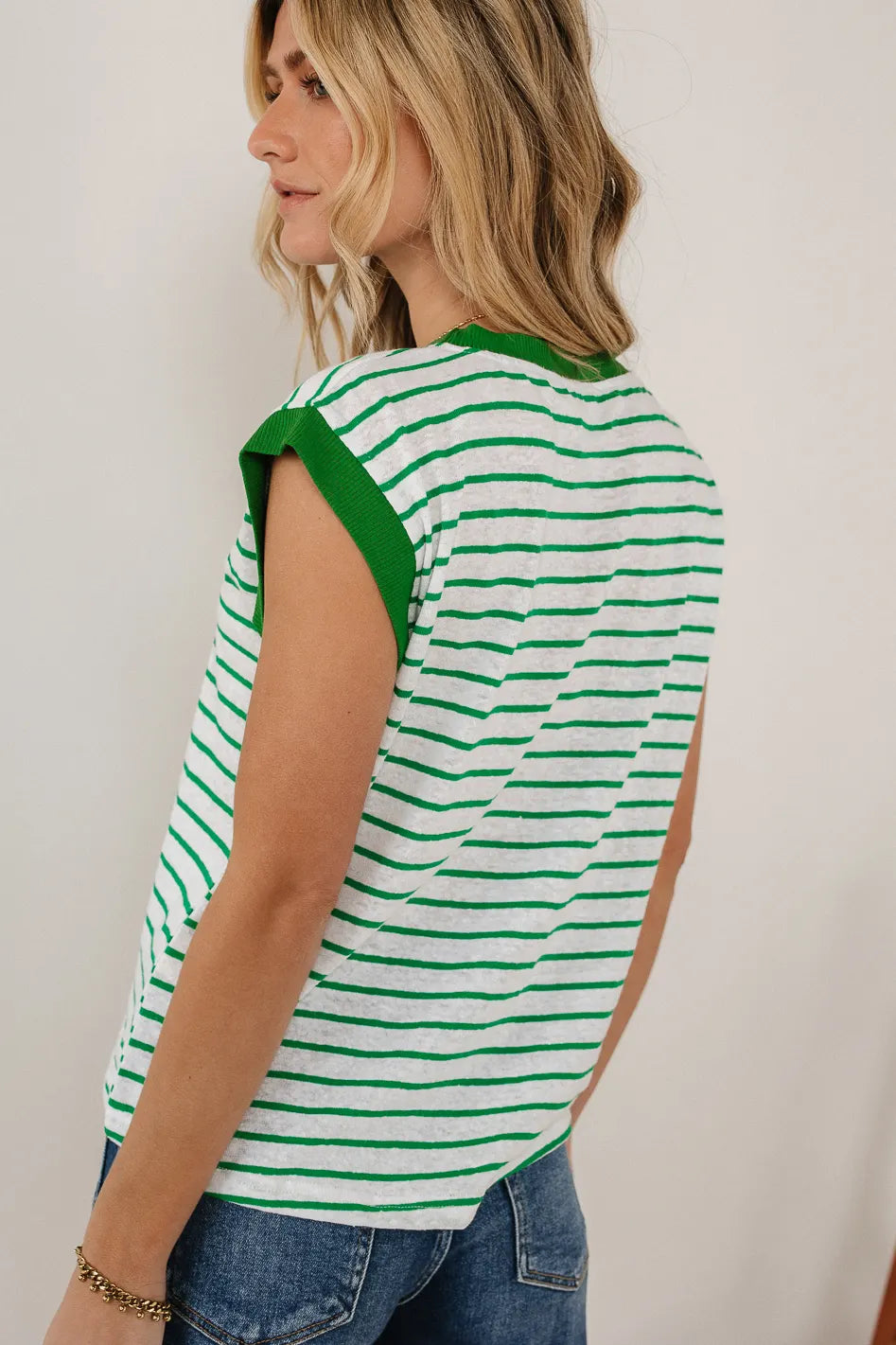 {product_title} - {shop_name}