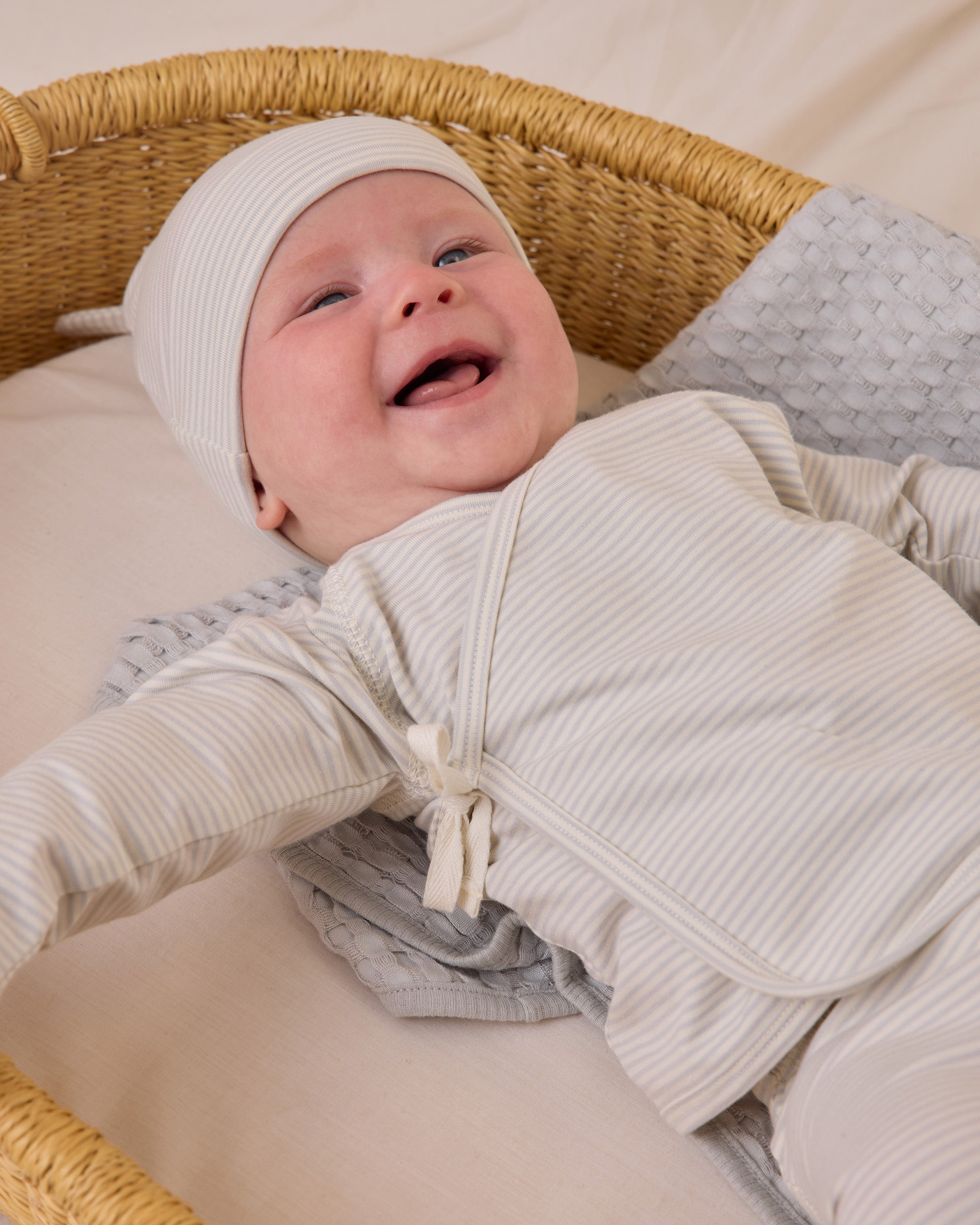  Knotted Baby Hat || Sky Micro Stripe、mySite、layawaytickets